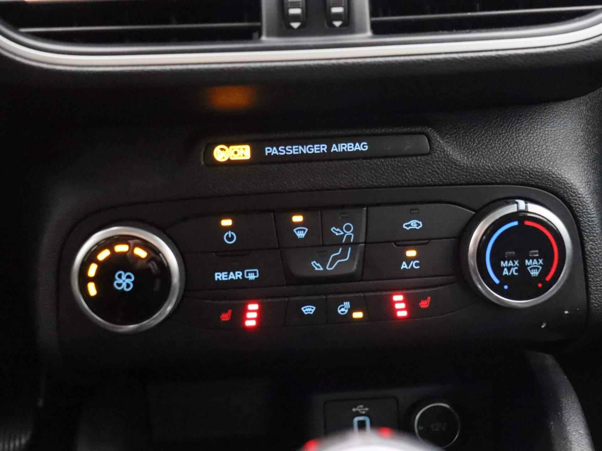 Ford Focus Wagon 1.5 EcoBlue Trend Edition | Airco | Lichtmetalen velgen | Apple carplay/ Android auto | Winterpack | - 17/33