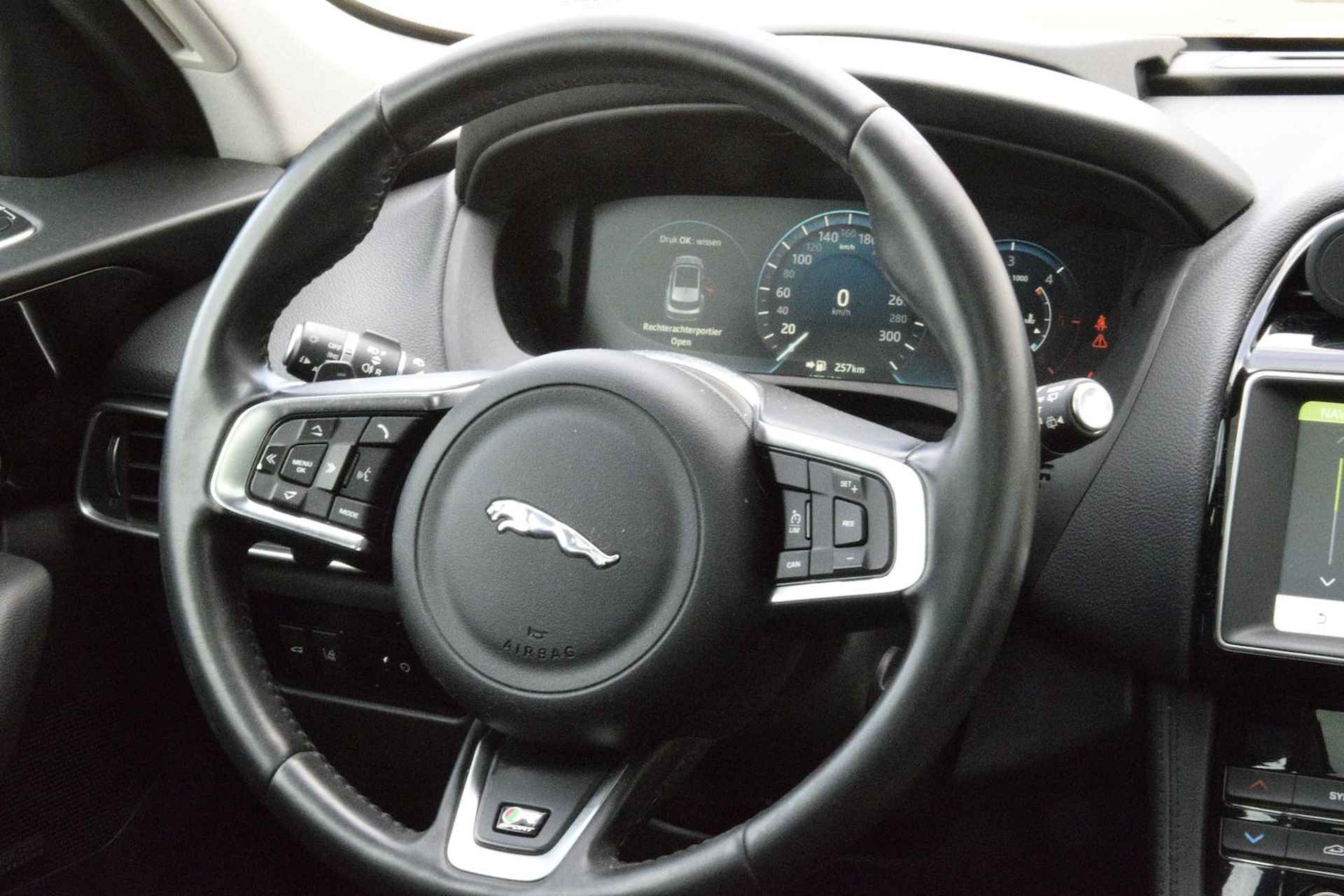 Jaguar F-Pace 3.0 TwinTurbo 300Pk R-Sport AWD | Head-Up | Pano-Schuifdak | Navi | Dode Hoek | Digital Cockpit | Aut. Achterklep | - 17/28