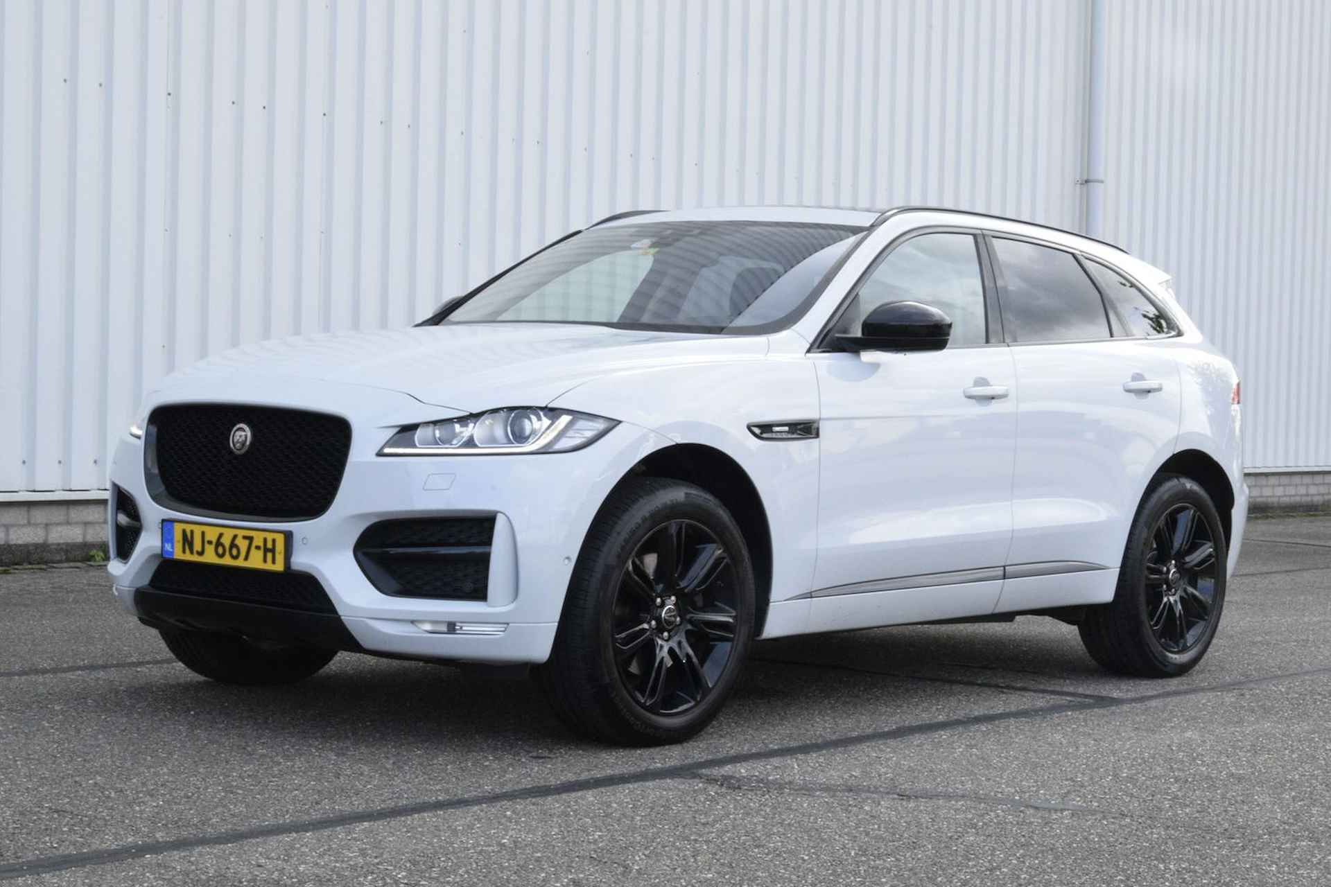 Jaguar F-Pace 3.0 TwinTurbo 300Pk R-Sport AWD | Head-Up | Pano-Schuifdak | Navi | Dode Hoek | Digital Cockpit | Aut. Achterklep | - 19/28