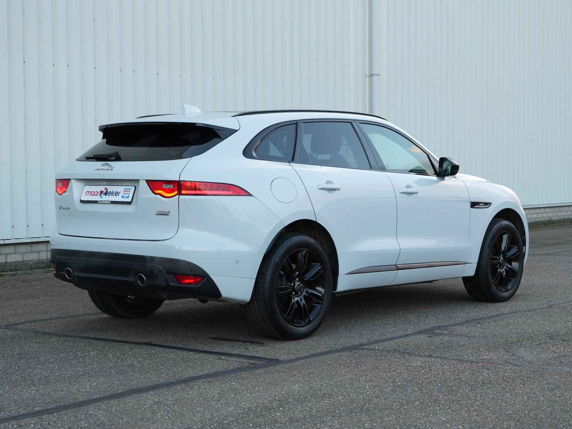 Jaguar F-Pace 3.0 TwinTurbo 300Pk R-Sport AWD | Head-Up | Pano-Schuifdak | Navi | Dode Hoek | Digital Cockpit | Aut. Achterklep | - 3/39