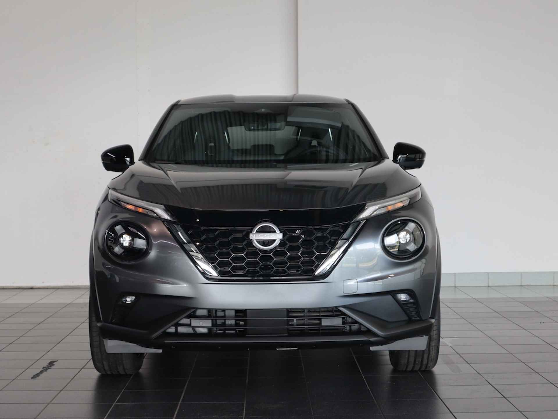 Nissan Juke 1.6 Hybride Tekna/Cold & Sound Pack - 2/45