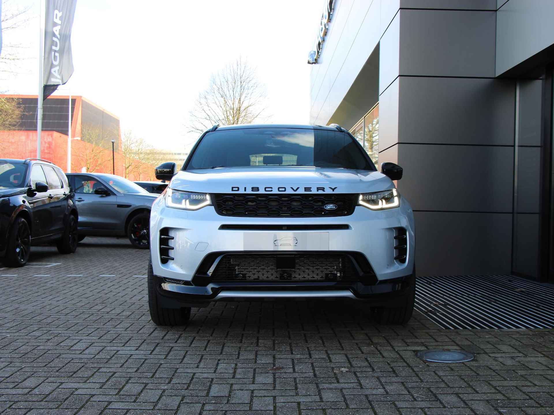 Land Rover Discovery Sport P270e Dynamic SE Limited Edition Land Rover Discovery Sport P270e PHEV S Limited Edition - 2/41