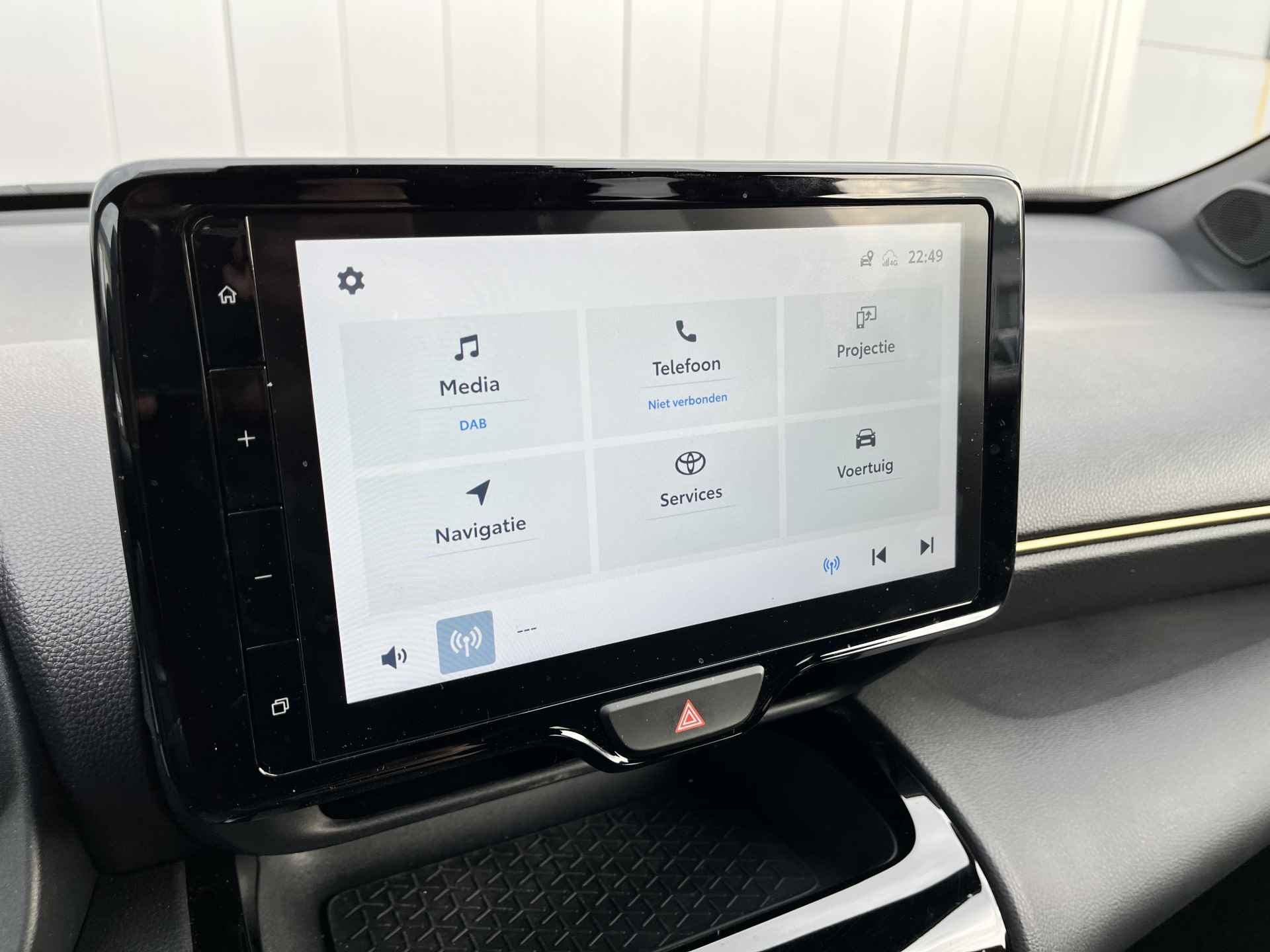 Toyota Yaris Cross 1.5 Hybrid Adventure AWD Bi-Tone HUD Stoel Stuur Verwarming PDC Carplay - 15/31