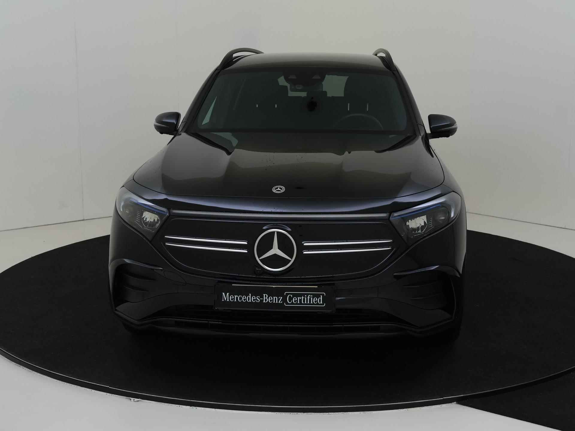 Mercedes-Benz EQB 250+ AMG Line 71 kWh / DISTRONIC/ 19 inch/ Night/ 360 camera/ Burmester Audio/ Memory - 9/32