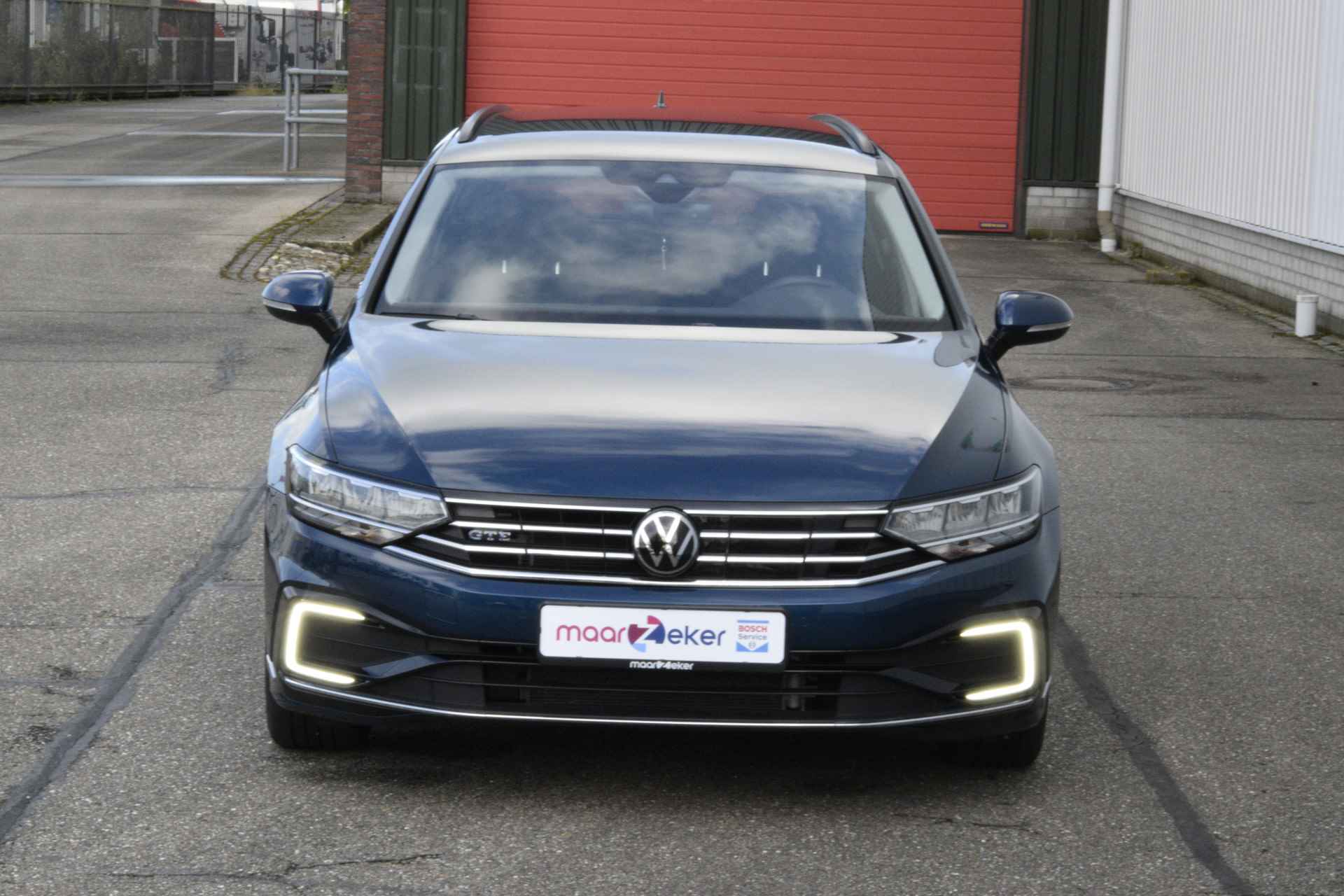 Volkswagen Passat Variant 1.4 TSI PHEV GTE | Massagestoel |Camera | Navi | Stoelverwarming | Parkeerhulp | - 13/41