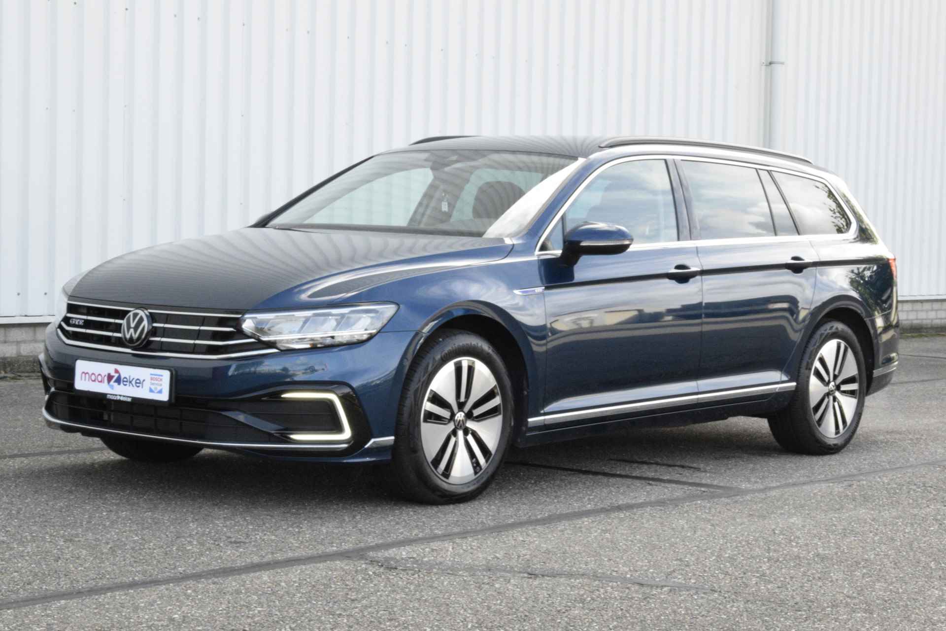 Volkswagen Passat Variant 1.4 TSI PHEV GTE | Massagestoel |Camera | Navi | Stoelverwarming | Parkeerhulp | - 24/41