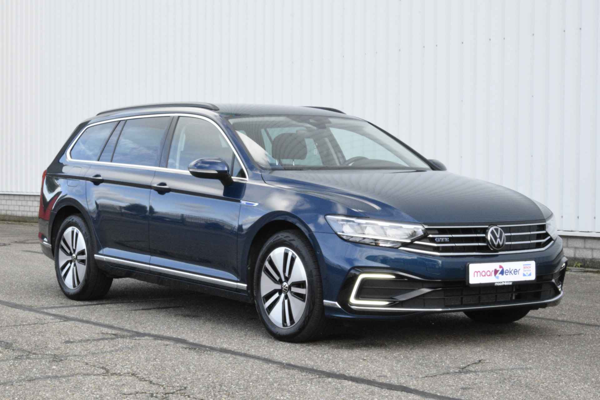 Volkswagen Passat Variant 1.4 TSI PHEV GTE | Massagestoel |Camera | Navi | Stoelverwarming | Parkeerhulp | - 41/41