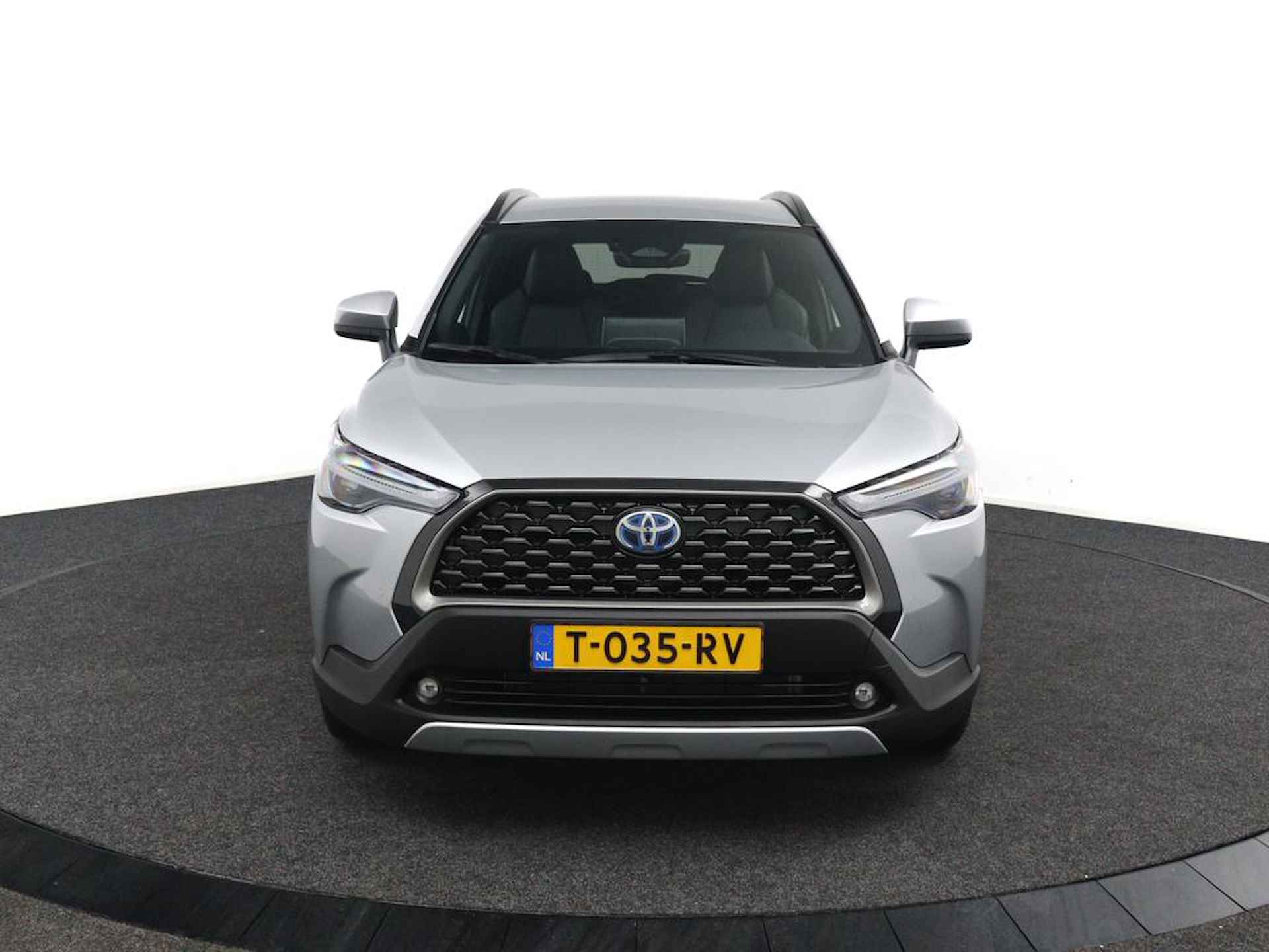 Toyota Corolla Cross 2.0 High Power Hybrid First Edition | Origineel NL | Stof/ Kunstlederen Bekleding | Stoelverwarming | Dodehoek Detectie | Navigatie | - 8/46