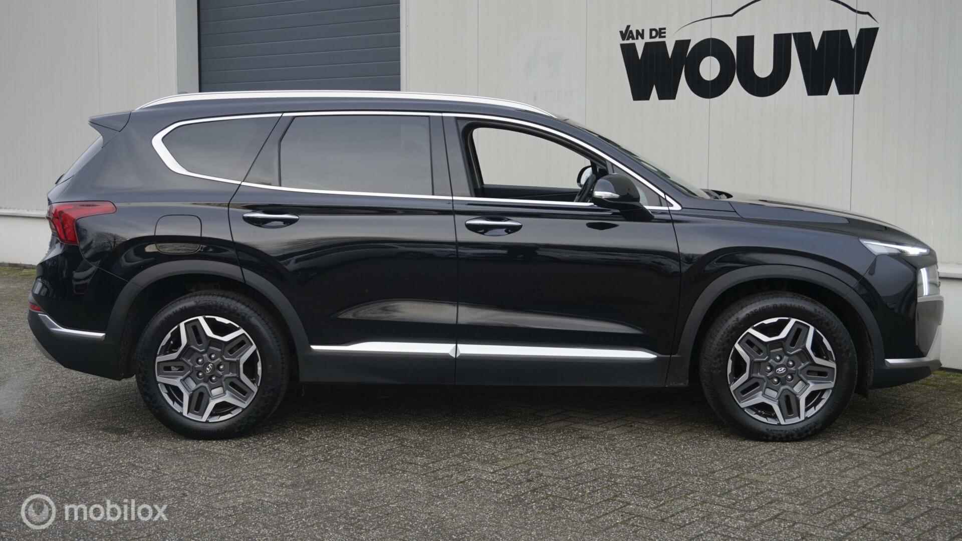 Hyundai Santa Fe 1.6 T-GDI PHEV Premium 7 persoons - 5/46