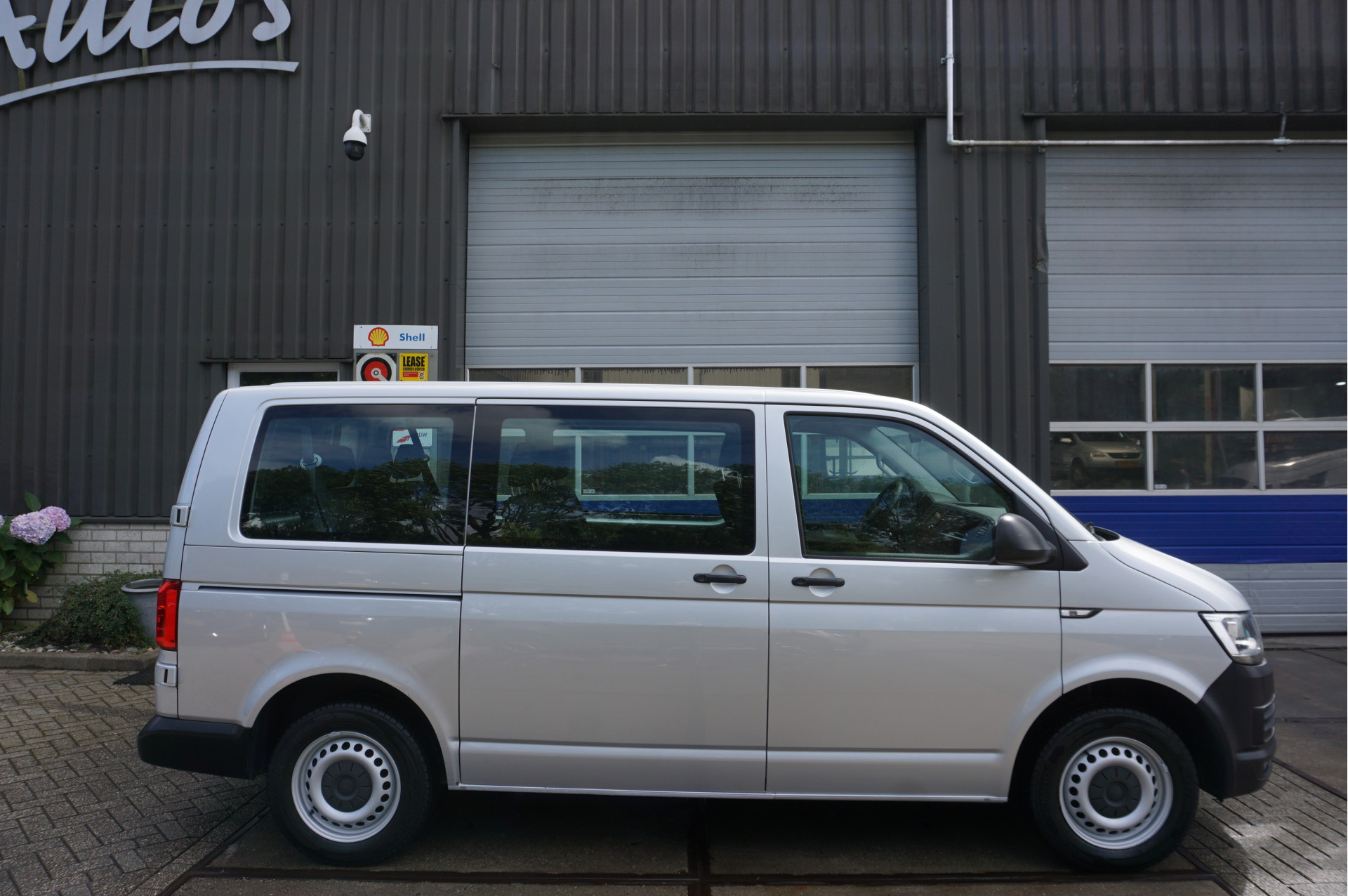 Volkswagen Transporter Kombi 2.0 TDI 75kW 9P. Airco App-C Highline INCL. BTW EN BPM