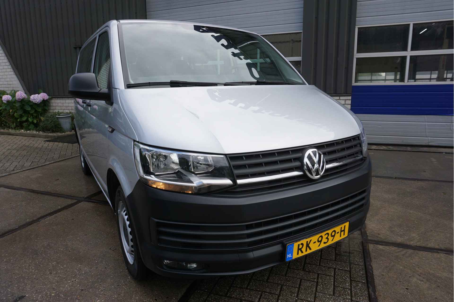 Volkswagen Transporter Kombi 2.0 TDI 75kW 9P. Airco App-C Highline INCL. BTW EN BPM - 5/21