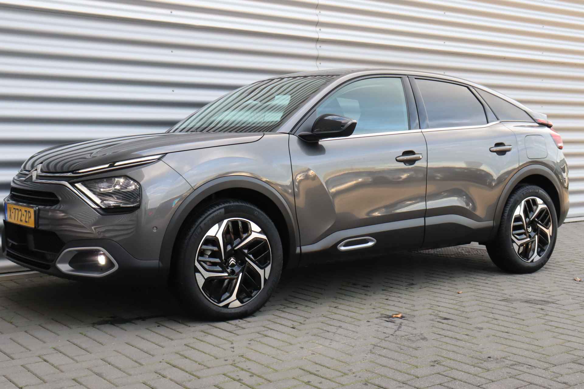 Citroën C4 1.2 PURETECH 130PK MAX / NAVI / LEDER / CLIMA / LED / PDC / 18" LMV / CAMERA / HUD / BLUETOOTH / CRUISECONTROL / 1E EIGENAAR / N - 6/38