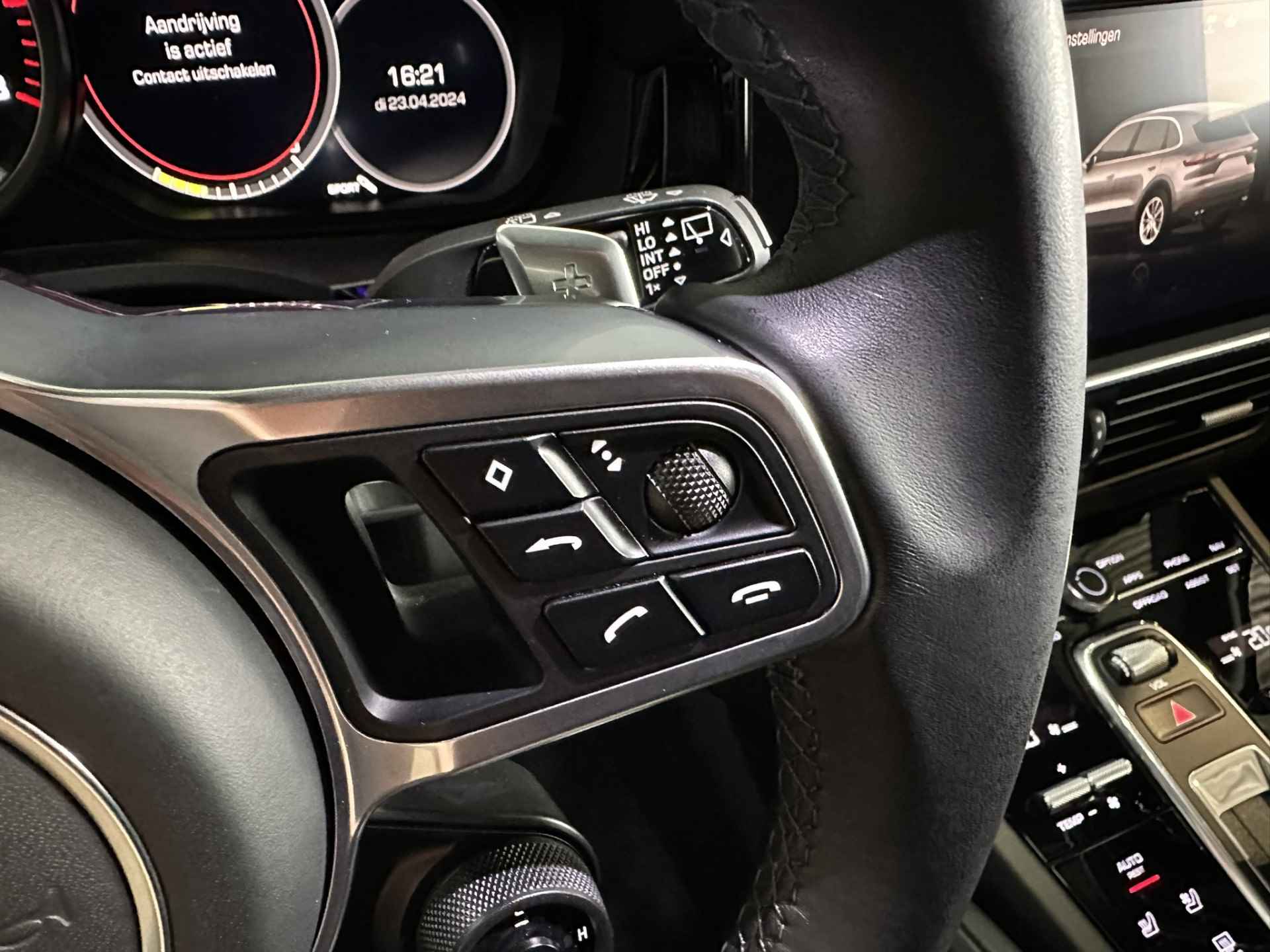 Porsche Cayenne 3.0 E-Hybrid LED PDLS+ | Bose | Luchtvering | Adaptive Cruise | 360 Camera | Panorama | Leder | Trekhaak | Stoelkoeling | Apple Carplay Android Auto | Isofix | NAP | - 22/54