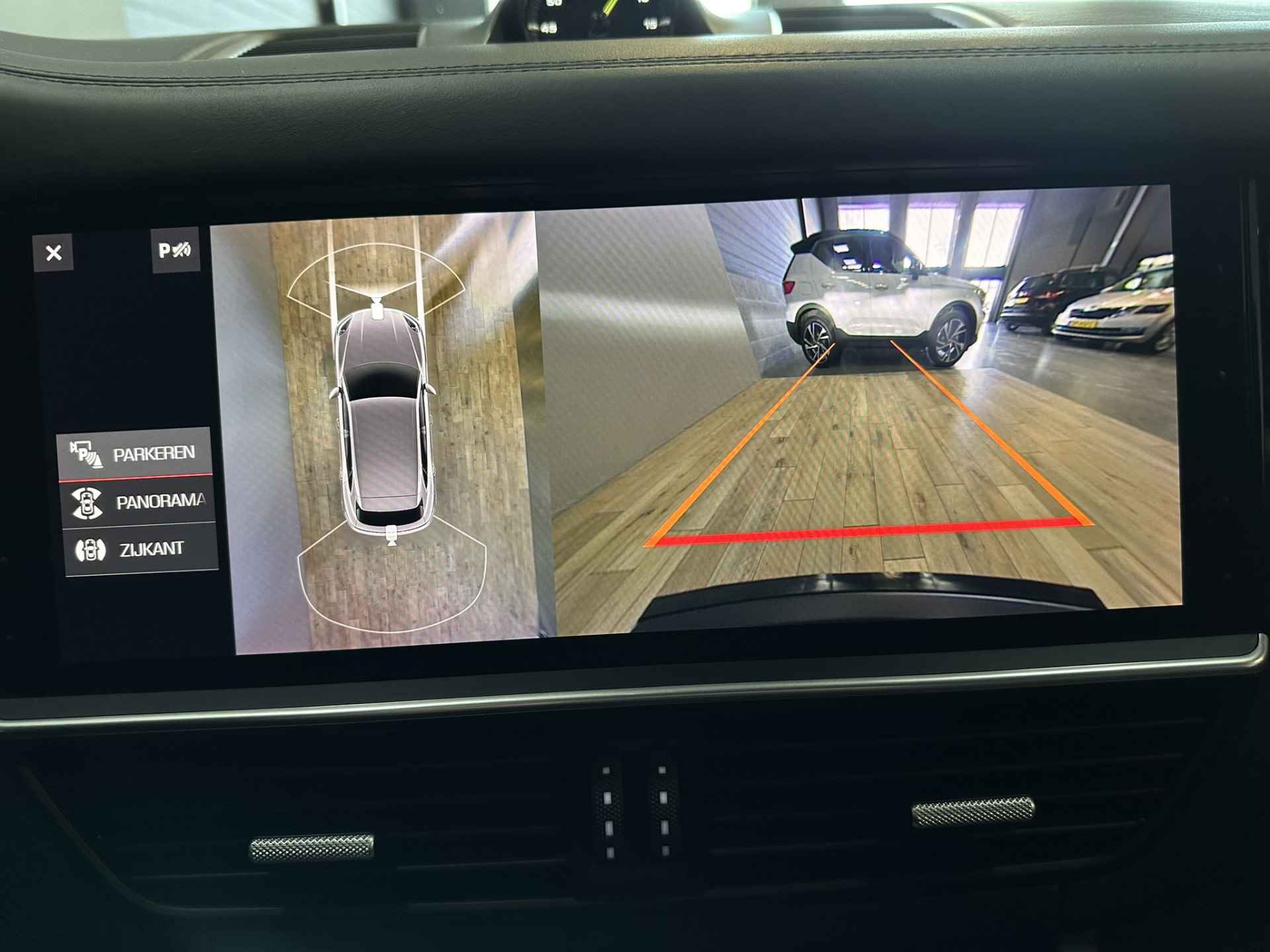 Porsche Cayenne 3.0 E-Hybrid LED PDLS+ | Bose | Luchtvering | Adaptive Cruise | 360 Camera | Panorama | Leder | Trekhaak | Stoelkoeling | Apple Carplay Android Auto | Isofix | NAP | - 24/54
