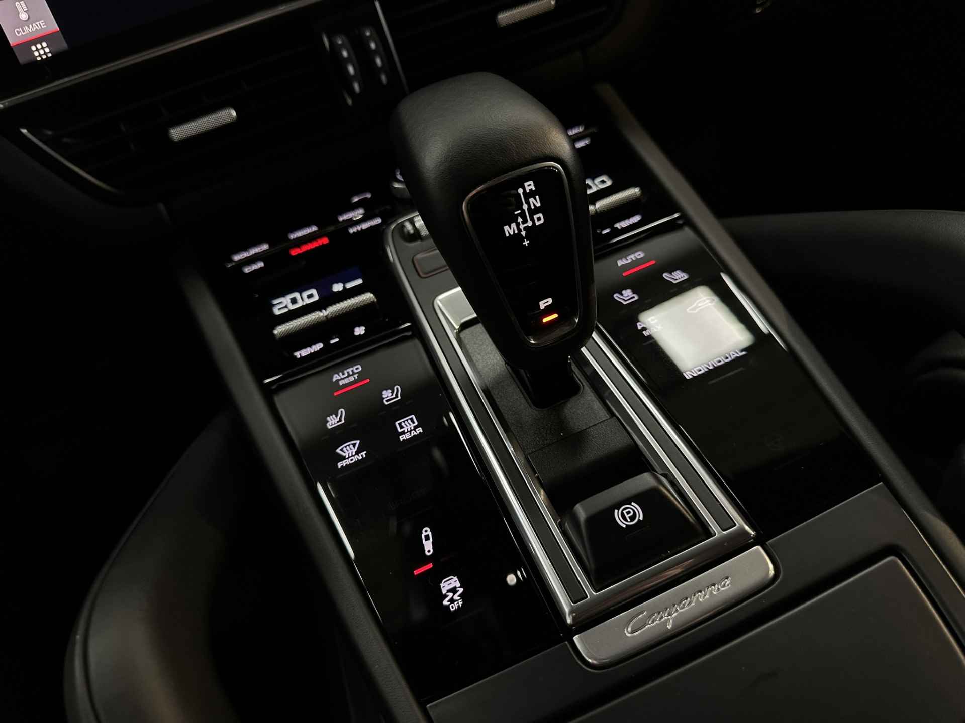 Porsche Cayenne 3.0 E-Hybrid LED PDLS+ | Bose | Luchtvering | Adaptive Cruise | 360 Camera | Panorama | Leder | Trekhaak | Stoelkoeling | Apple Carplay Android Auto | Isofix | NAP | - 29/54