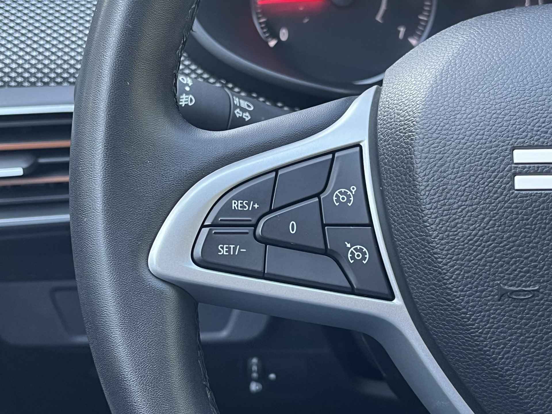 Dacia Sandero Stepway 1.0 TCe 90 Automaat Expression / All Season banden / Navigatie via Apple Carplay Android / Cruise control / Elektrische ramen - 9/43