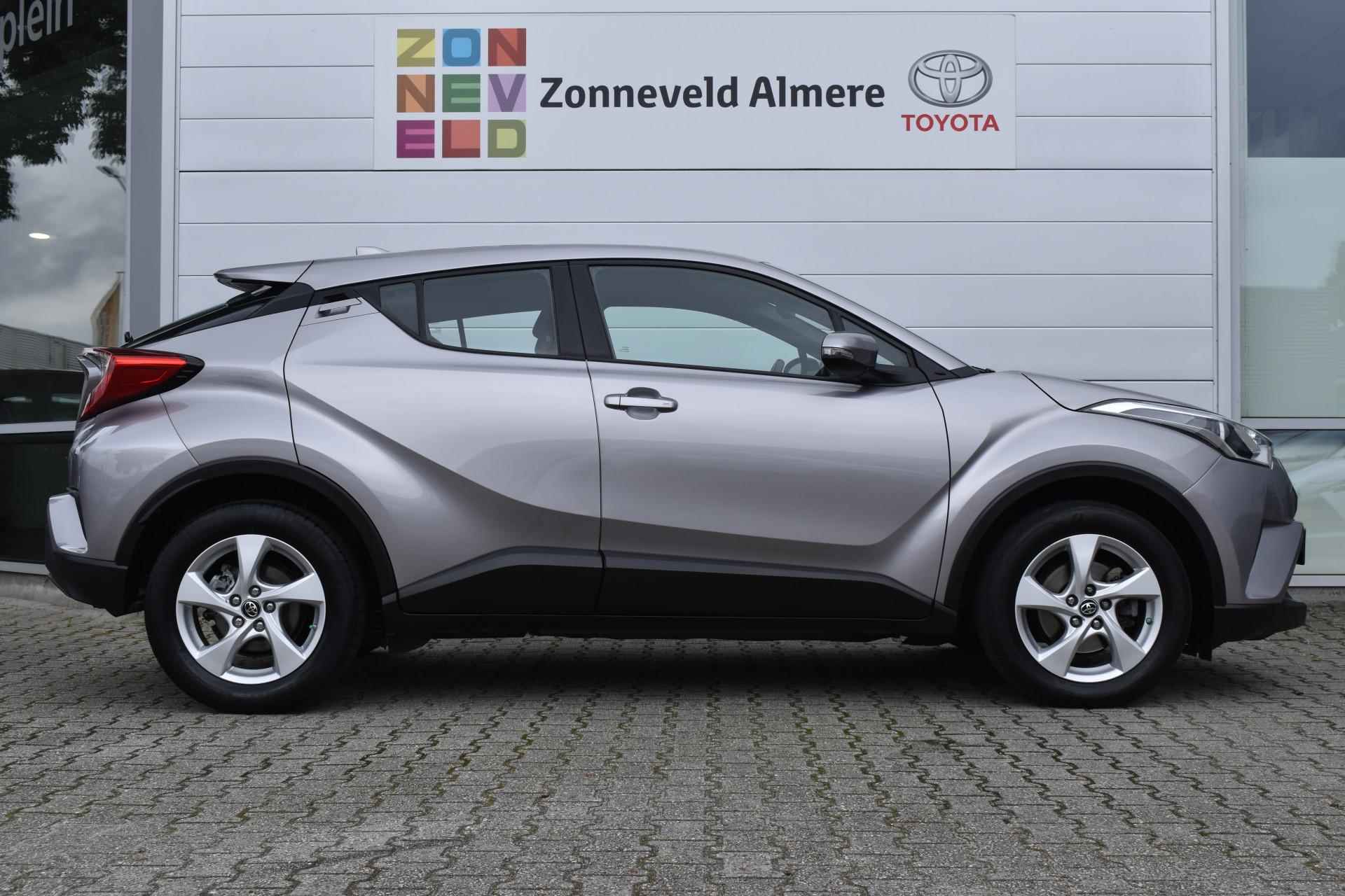 Toyota C-HR 1.2 Dynamic - 7/32