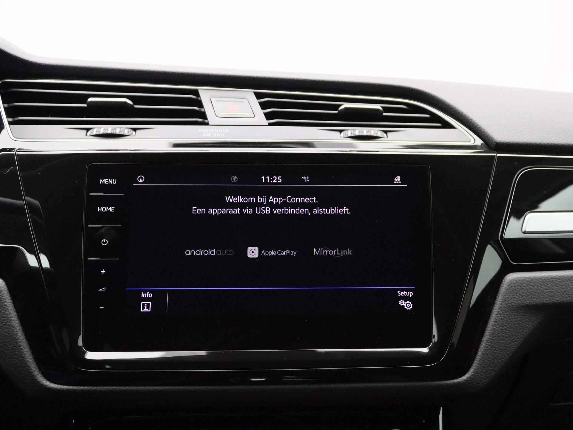 Volkswagen Touran 1.6 TDI SCR Highline | Lederen Bekleding | Stoelverwarming | Stuurwielverwarming | Start/Stop | Apple Carplay | Navigatie | Automatische Achterklep | Elektrisch Verstelbare Stoelen | Standkachel | - 28/39