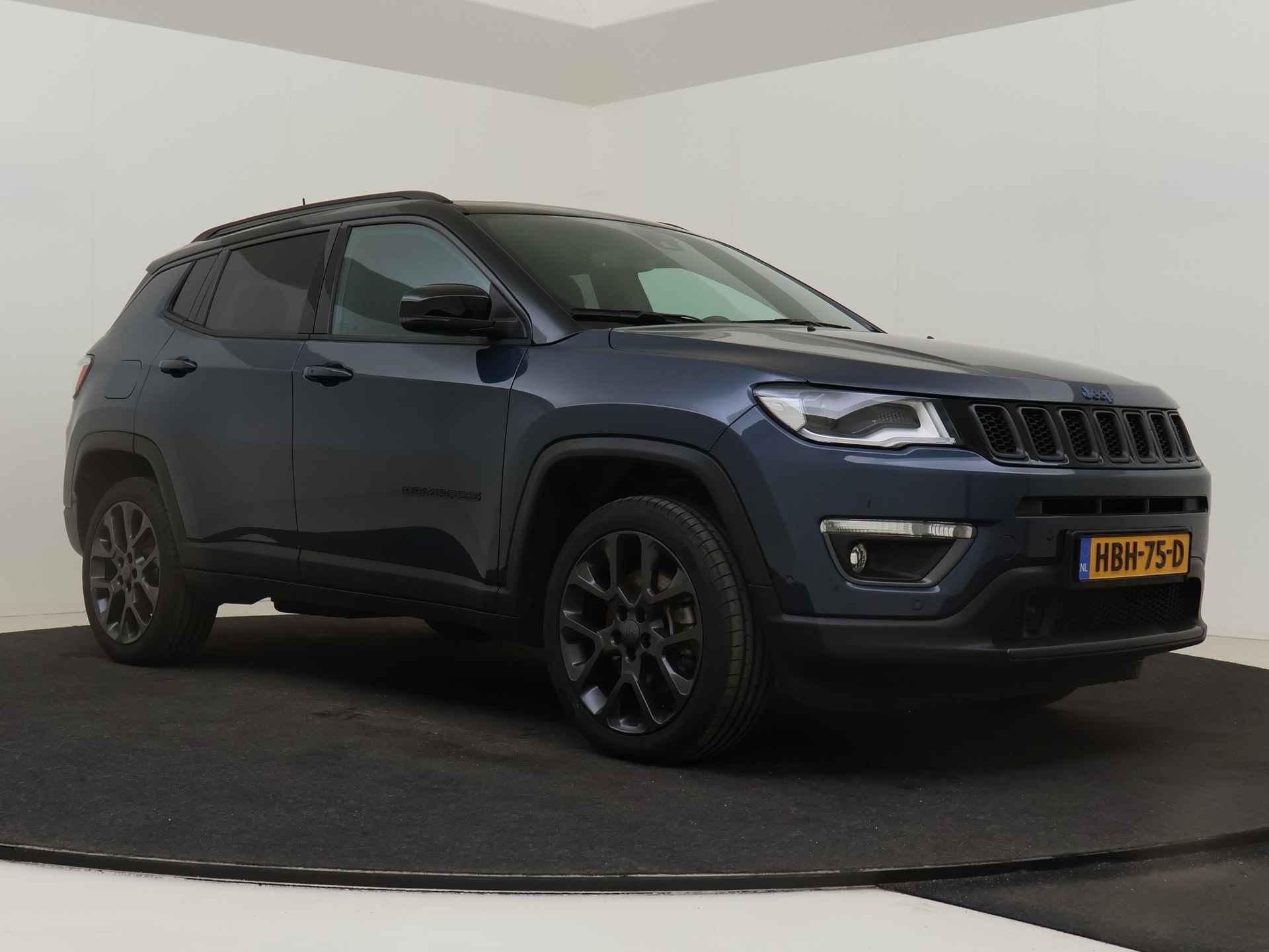 Jeep Compass 4xe 240 Plug-in Hybrid Electric S MD - 9/67