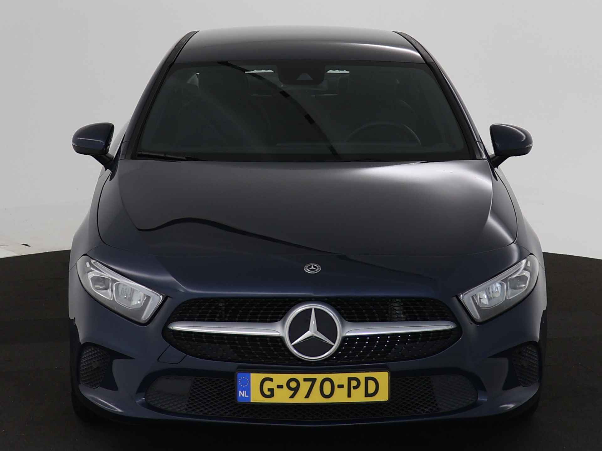 Mercedes-Benz A-Klasse 180 Business Solution | Achteruitrijcamera | Apple Carplay | Navigatie | Stoelverwarming | Inclusief 24 maanden MB Certified garantie voor Europa. - 25/41