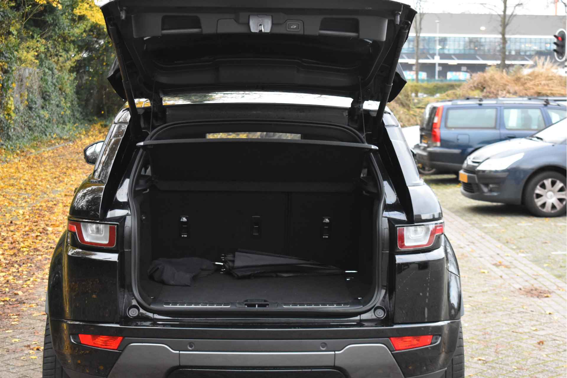 Land Rover Range Rover Evoque 2.0 Si4 Autobiography, BOEKJES,ONDERHOUDSHISTORIE EN NATIONALE AUTOPAS - 13/38