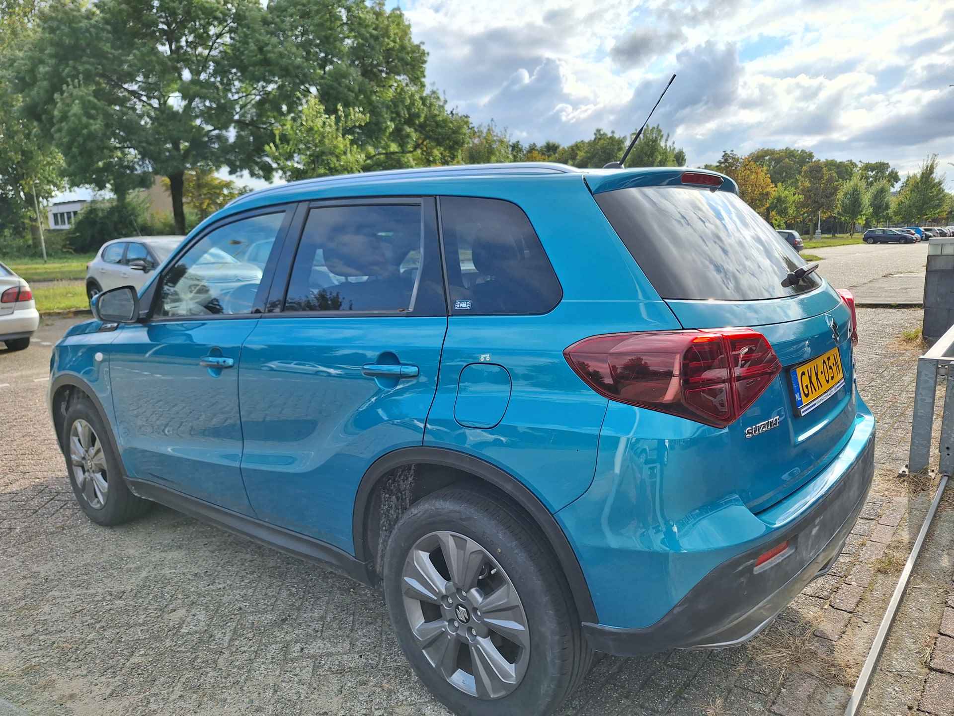 Suzuki Vitara 1.5 Hybrid Select - 4/11