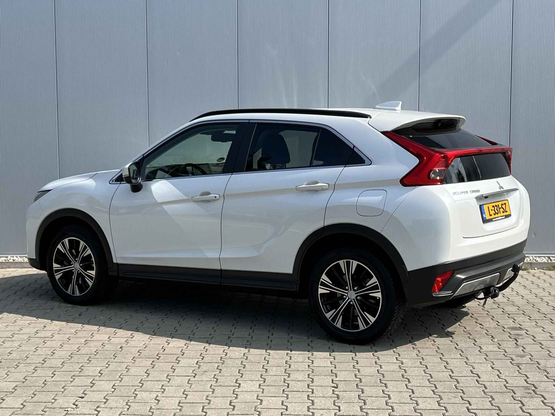 Mitsubishi Eclipse Cross 1.5 DI-T Intense / Automaat / Trekhaak 1.600 KG Trekgewicht / Stoelverwarming / Android Auto & Apple Carplay / Achteruitrijcamera / - 16/29