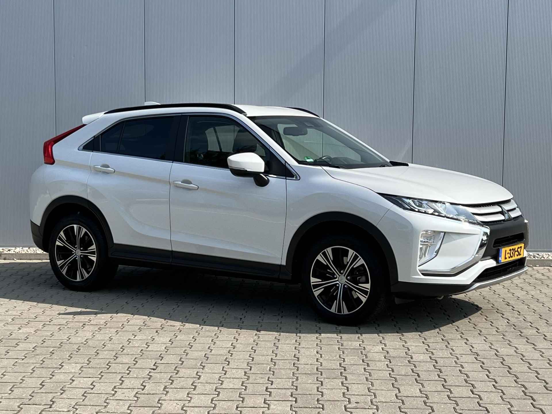 Mitsubishi Eclipse Cross 1.5 DI-T Intense / Automaat / Trekhaak 1.600 KG Trekgewicht / Stoelverwarming / Android Auto & Apple Carplay / Achteruitrijcamera / - 19/29