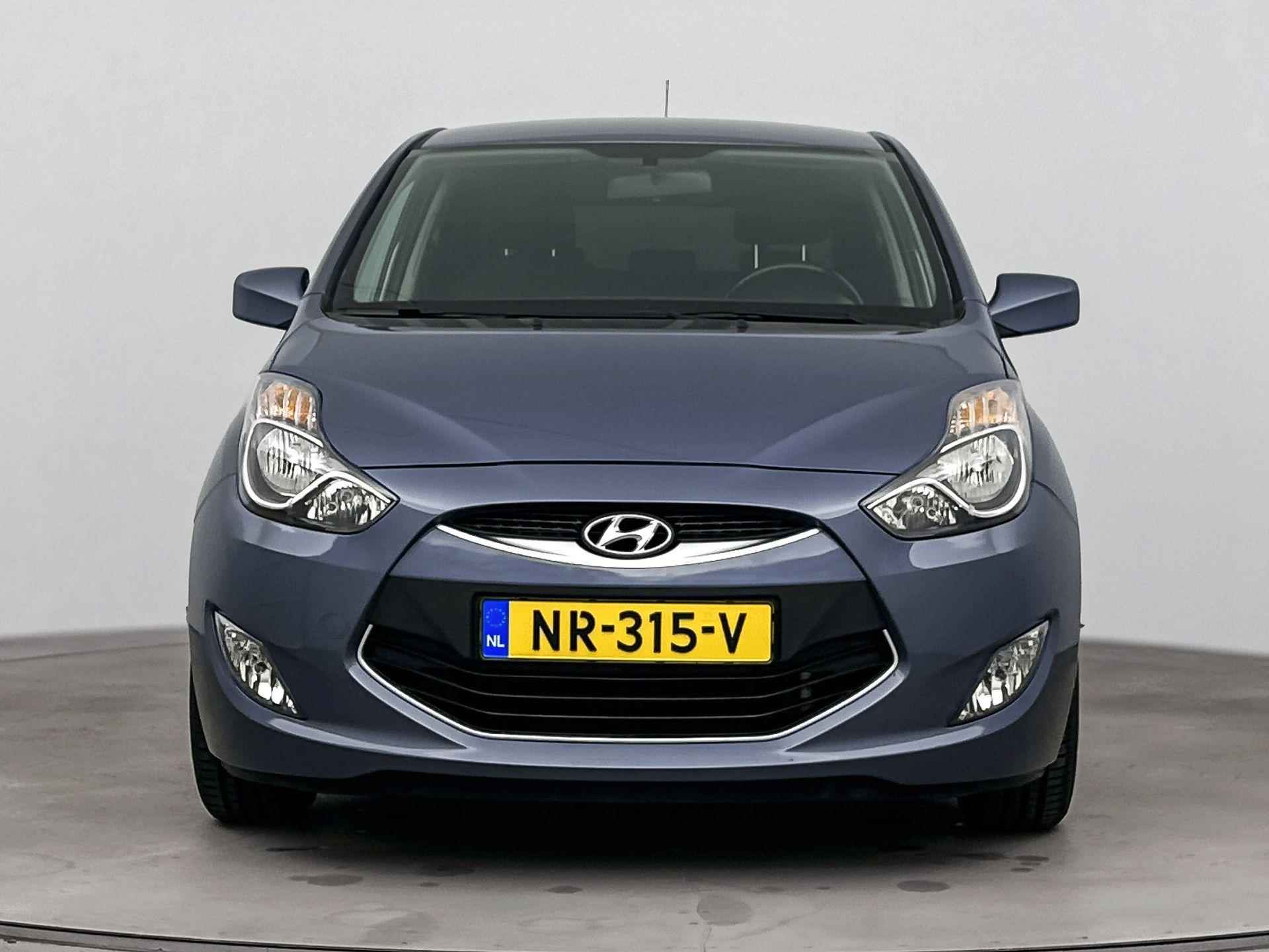 Hyundai ix20 1.6i Aut. | Lage km-stand! | Stoelverwarming | Parkeersensoren | Cruise control | Privacy glass | Lm-wielen | - 6/28