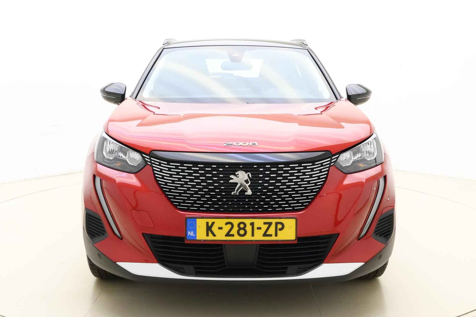 Peugeot 2008 1.2 PureTech GT-Line 130pk | Trekhaak | Lederen bekleding | Elektrisch verstelbare stoelen | Stoelverwarming | Navigatie | Cruise Control - 7/39