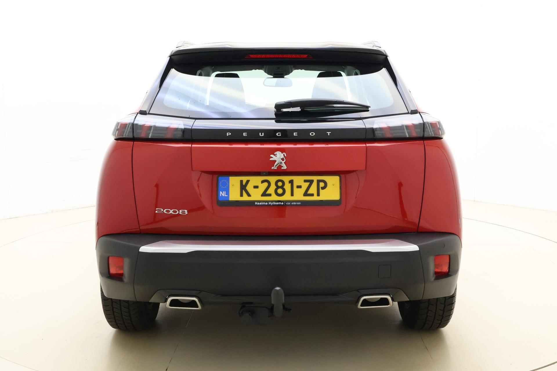 Peugeot 2008 1.2 PureTech GT-Line 130pk | Trekhaak | Lederen bekleding | Elektrisch verstelbare stoelen | Stoelverwarming | Navigatie | Cruise Control - 12/39