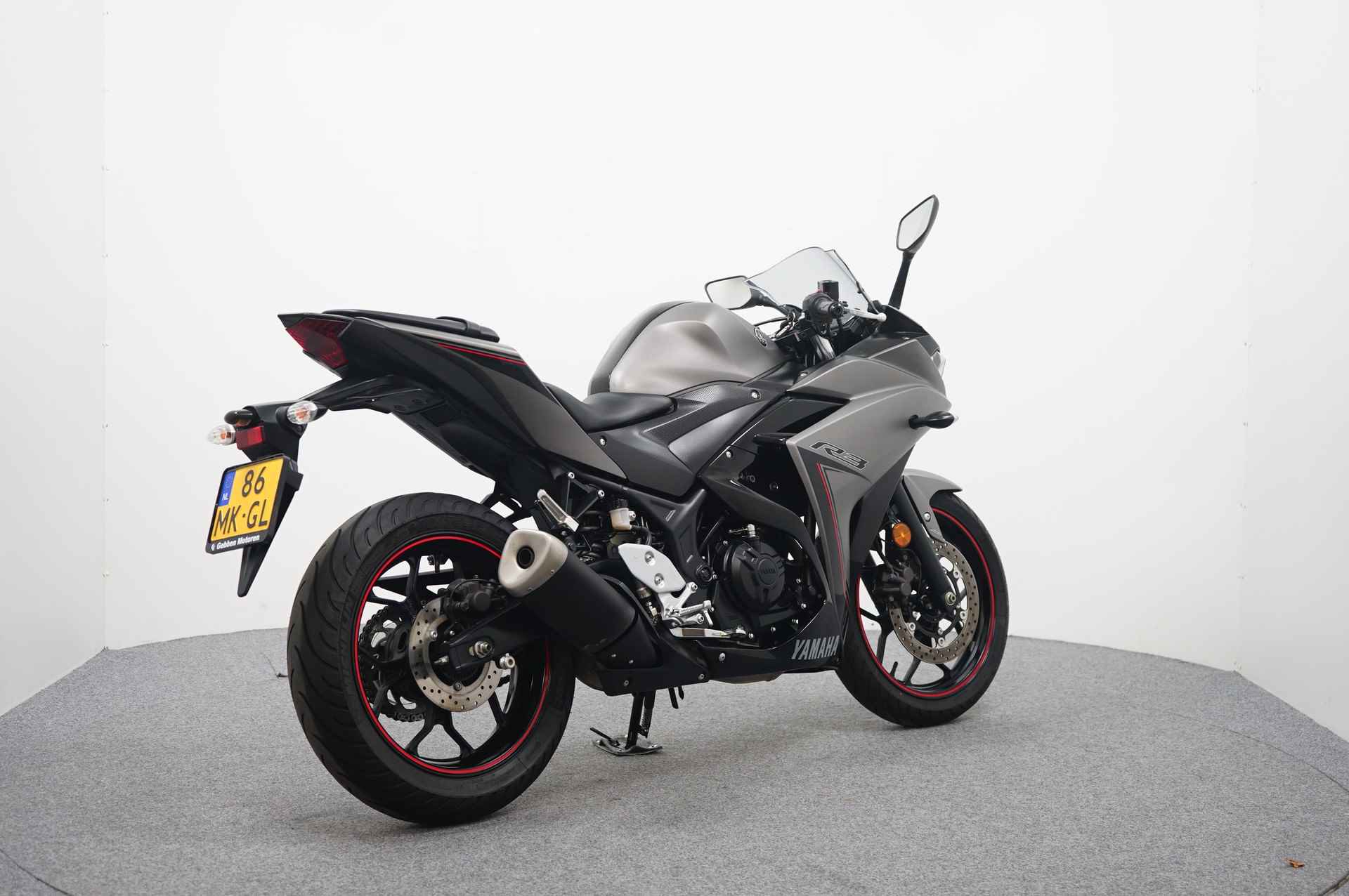 Yamaha YZF-R3 - 8/14