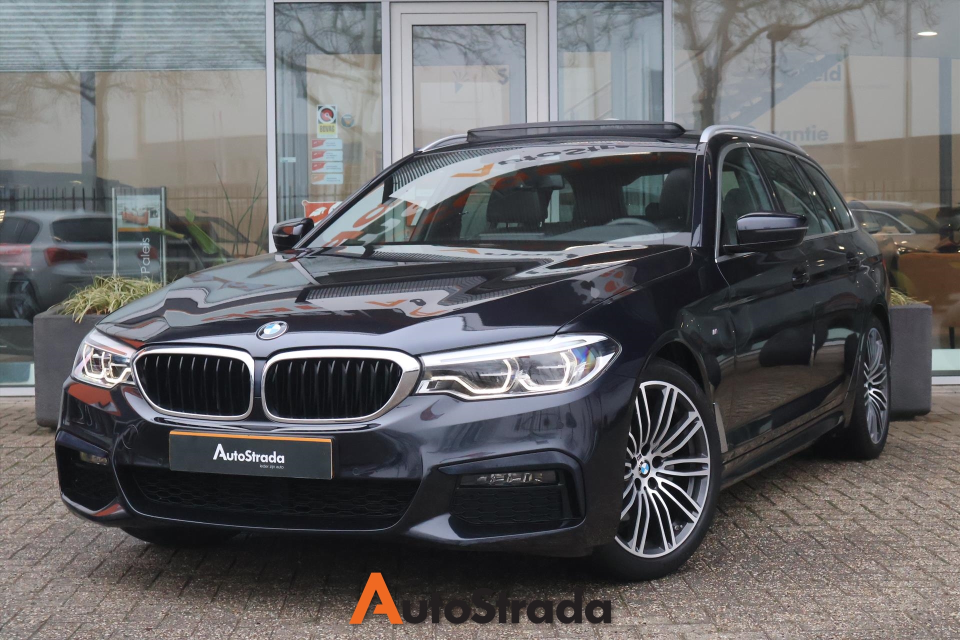 BMW 5-Serie Touring (g31) 520i M-Sport 184pk Aut. | Pano | Memory | Camera | Virtual | LED | Carplay