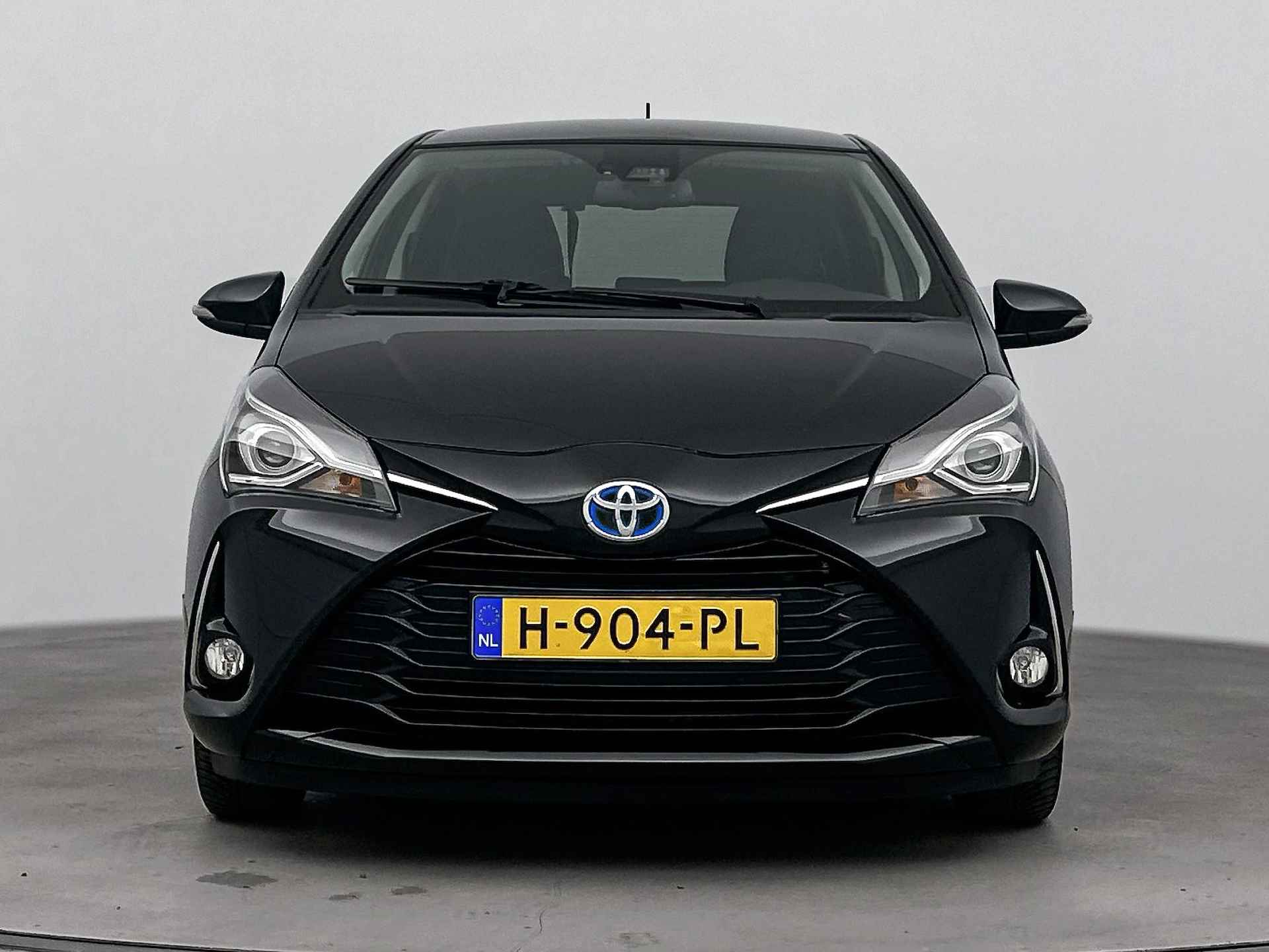 Toyota Yaris 1.5 Hybrid Dynamic | Climate Control | Cruise Control | * - 26/39