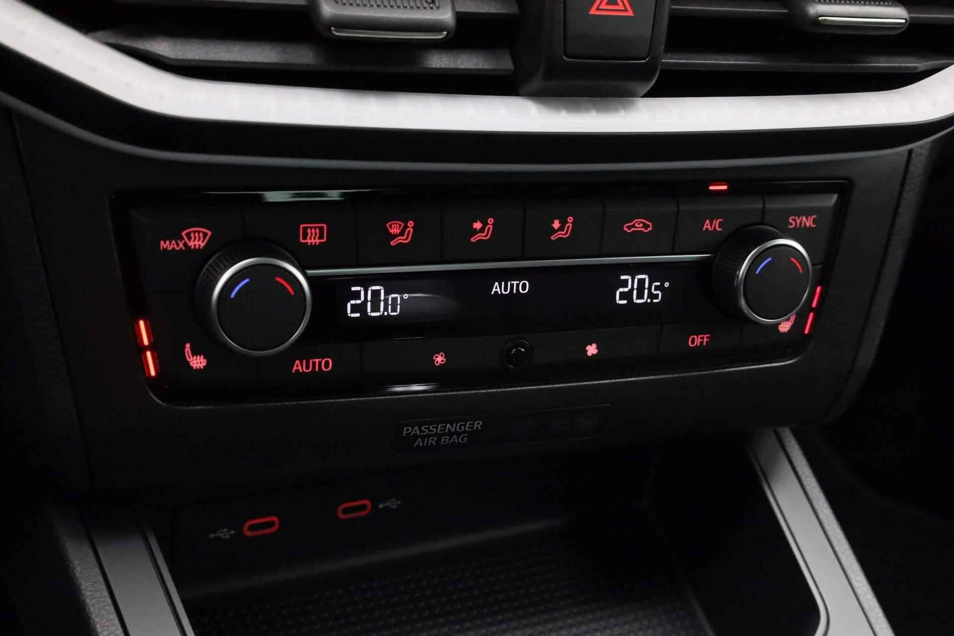 SEAT Ibiza 1.0 TSI 95PK Style Business Connect | Parkeersensoren voor/achter | Stoelverwarming | Navi | Lane Assist - 6/35