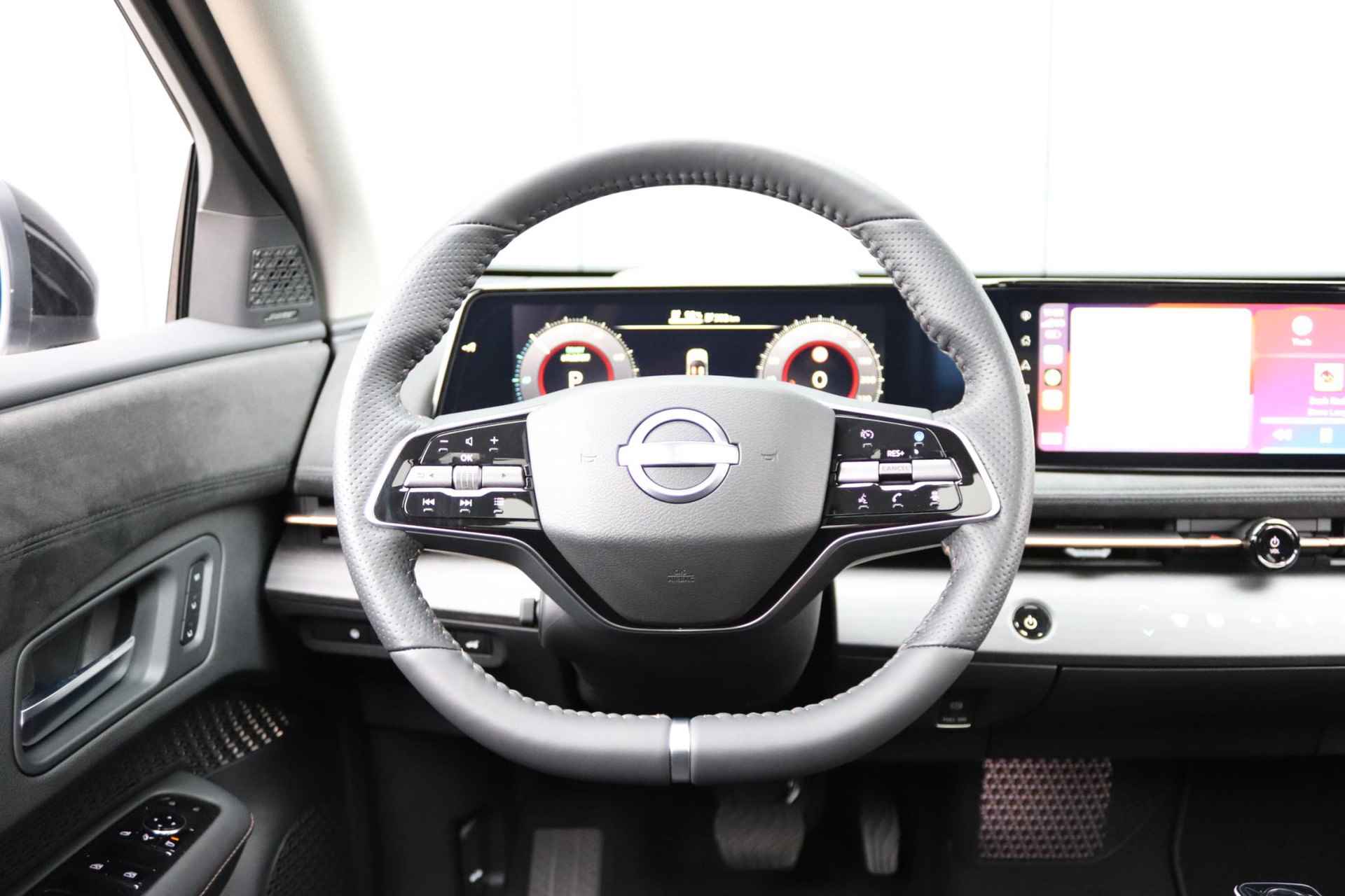 Nissan Ariya 66 kWh Evolve |20-inch Velgen| Panoramadak|  Two-Tone| 22KW Lader|Trekhaak| - 18/58