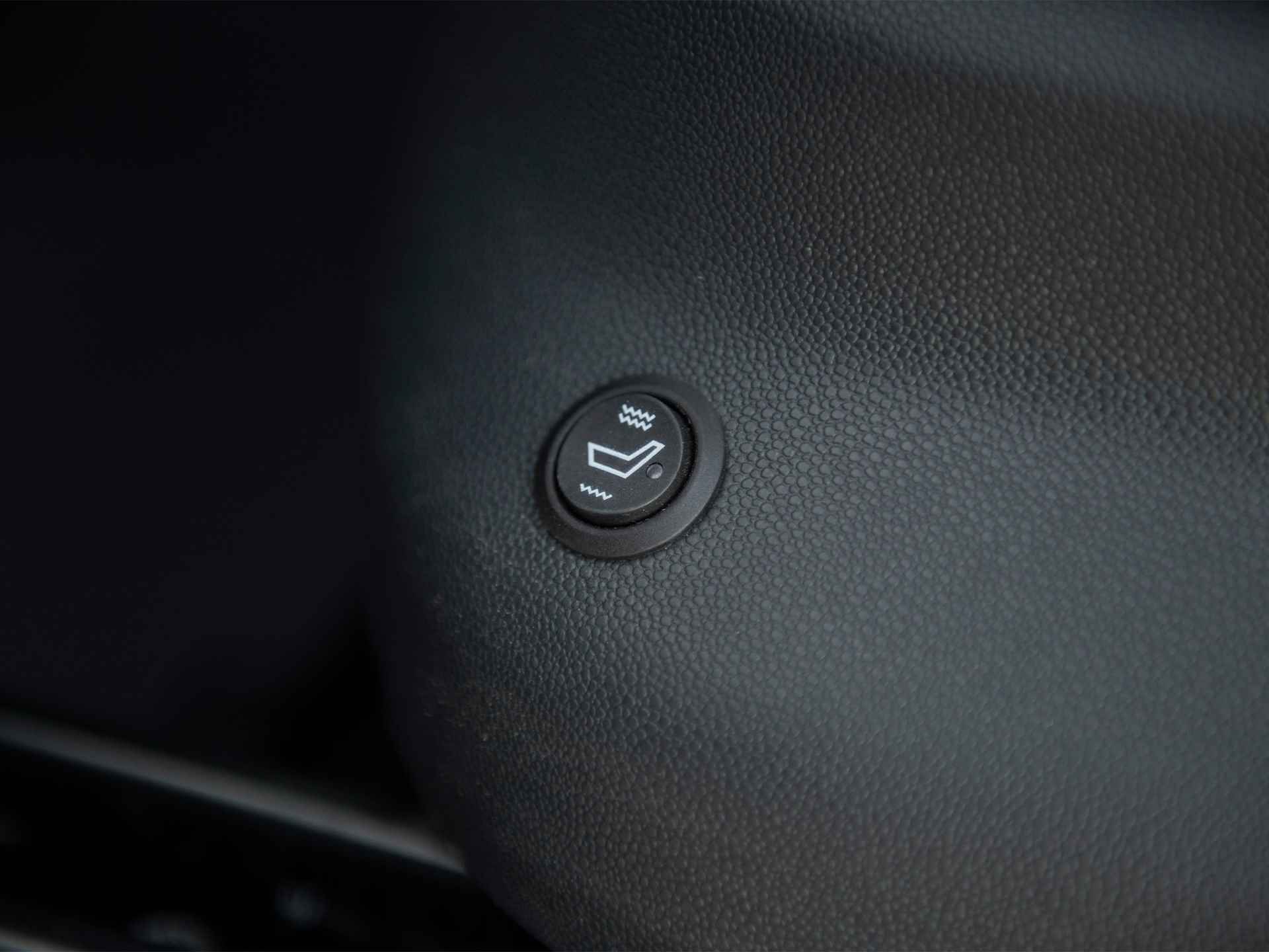 Volkswagen Caddy L1H1 2.0TDi 102pk DSG Marge-auto | Navi | Bumpers in kleur | 16" Lichtmetalen velgen | Cruise Control | Trekhaak | Stoelverwarming - 23/40