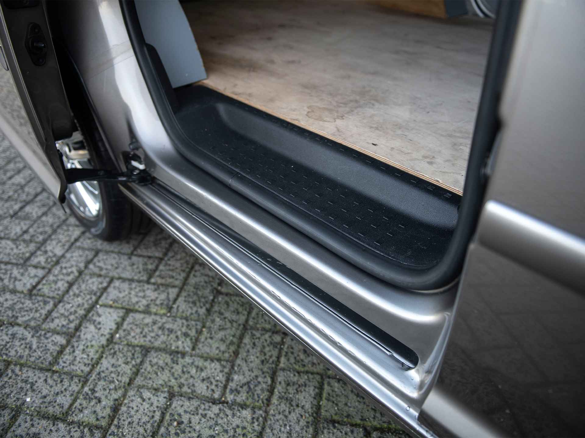 Volkswagen Caddy L1H1 2.0TDi 102pk DSG Marge-auto | Navi | Bumpers in kleur | 16" Lichtmetalen velgen | Cruise Control | Trekhaak | Stoelverwarming - 33/40