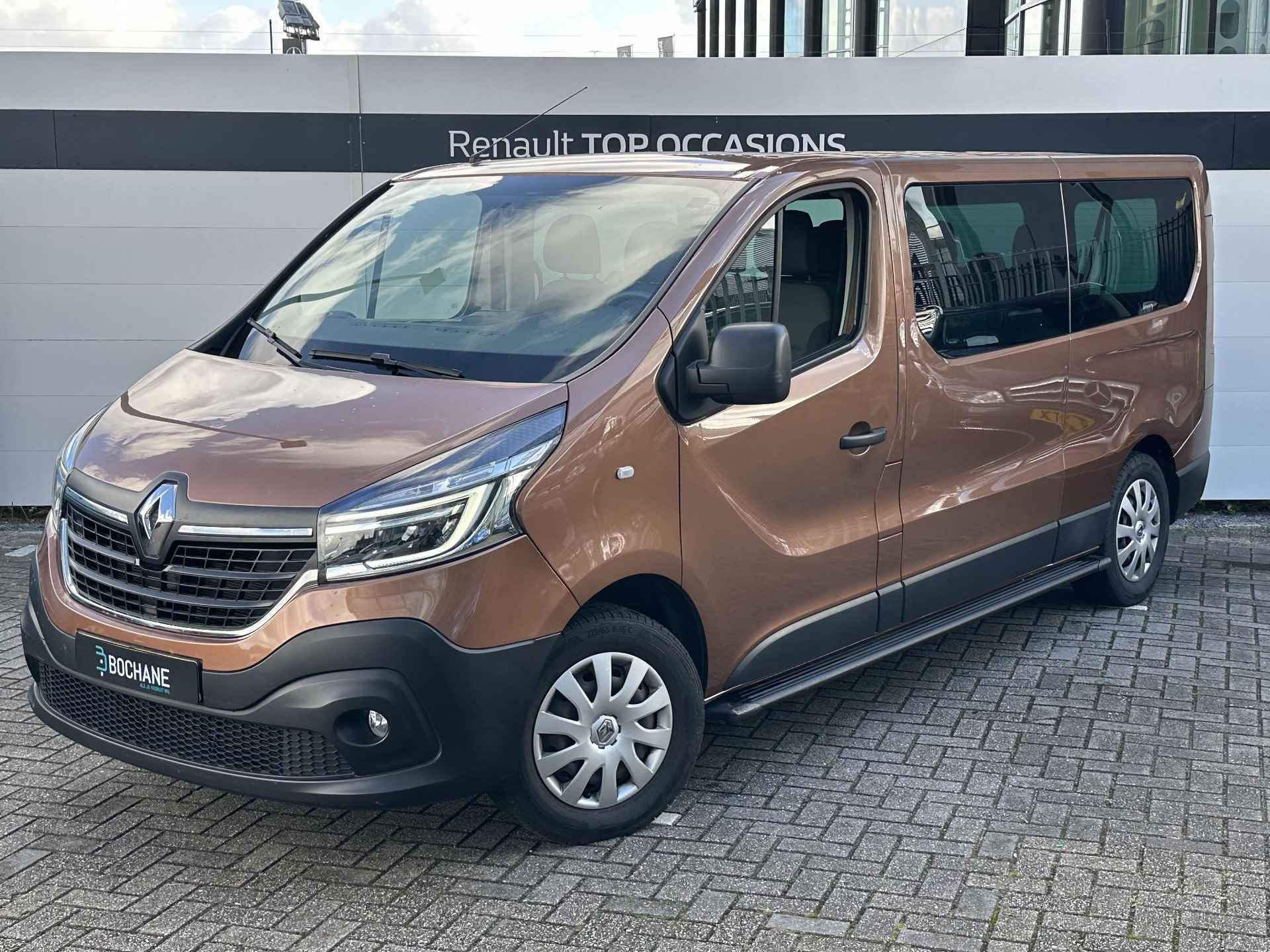 Renault Trafic Passenger 2.0 dCi 120 Grand Zen | 9 Persoons! | Uniek | Trekhaak | P. Sensoren | Apple Carplay | Dealer Onderhouden! - 3/30