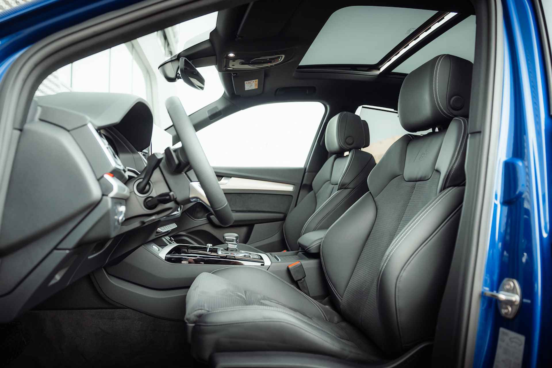 Audi Q5 Sportback 55 TFSI e 367pk quattro S edition | Nieuw 110k | Luchtvering | Panoramadak | Memory | Head Up | Bang & Olufsen | Parking pakket | Homelink | OLED - 18/40