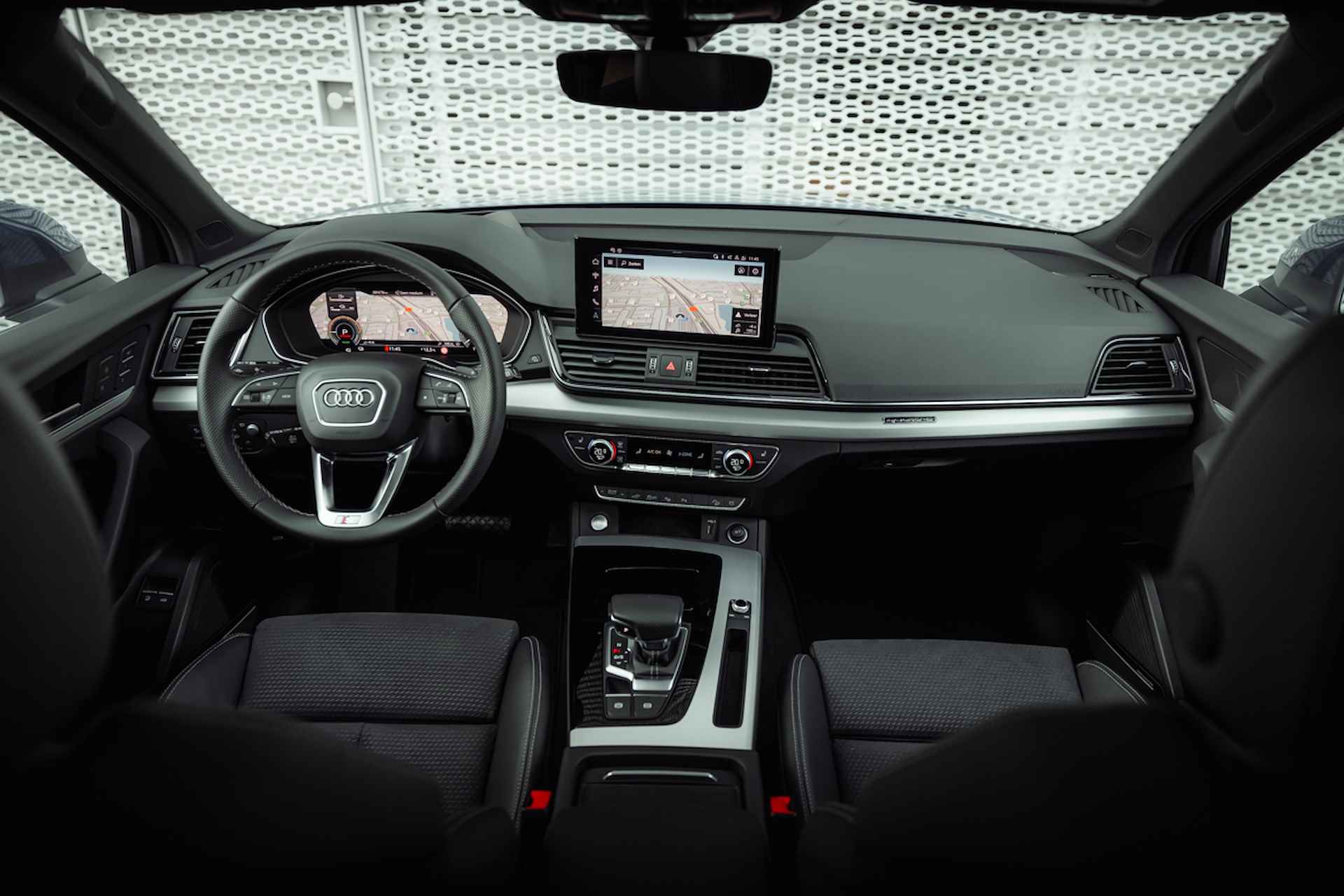 Audi Q5 Sportback 55 TFSI e 367pk quattro S edition | Nieuw 110k | Luchtvering | Panoramadak | Memory | Head Up | Bang & Olufsen | Parking pakket | Homelink | OLED - 19/40