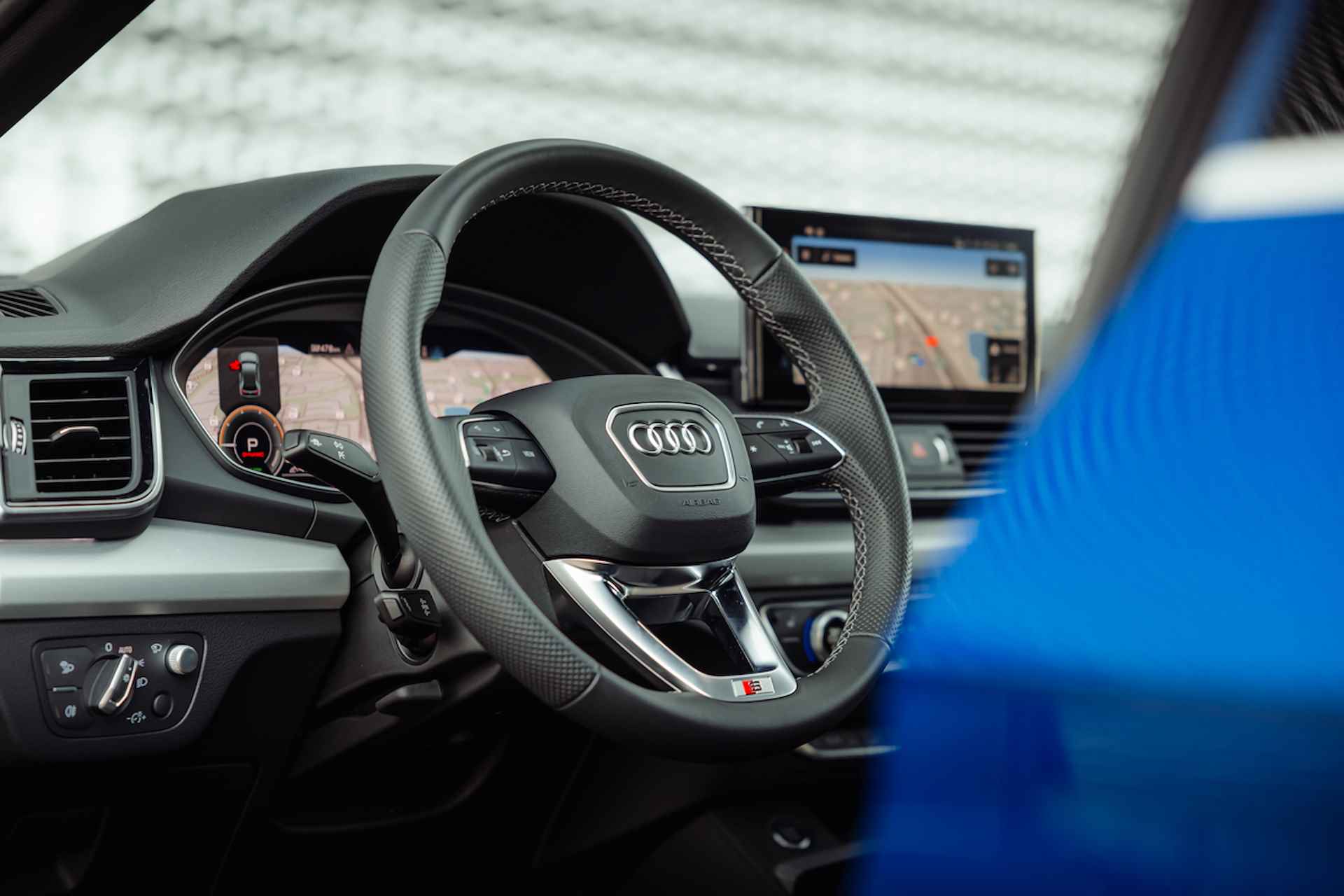 Audi Q5 Sportback 55 TFSI e 367pk quattro S edition | Nieuw 110k | Luchtvering | Panoramadak | Memory | Head Up | Bang & Olufsen | Parking pakket | Homelink | OLED - 24/40