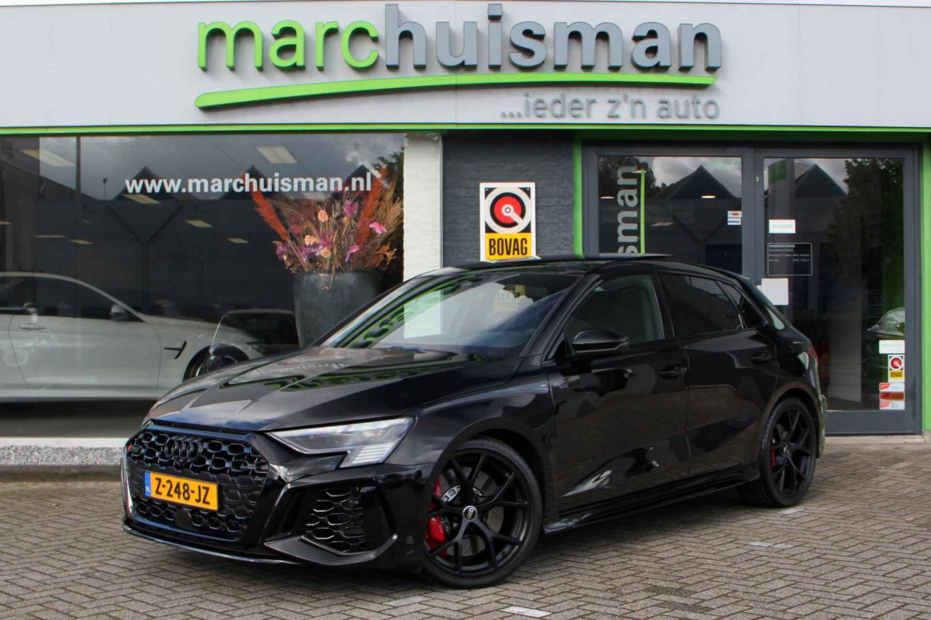 Audi RS3 Sportback 2.5 TFSI quattro / AKRAPOVIC / EVENTURI / PANODAK - 8/54