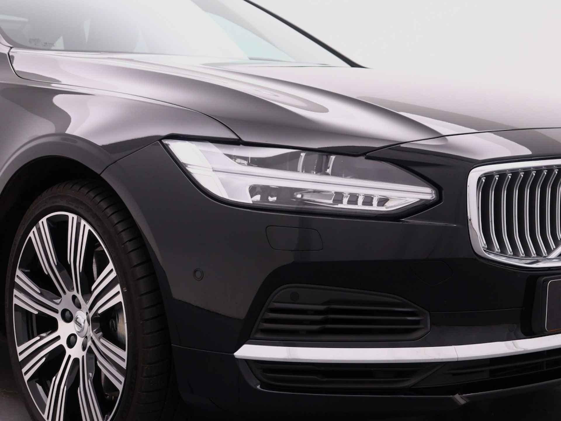 Volvo S90 2.0 T8 AWD Ultimate Bright - 11/48