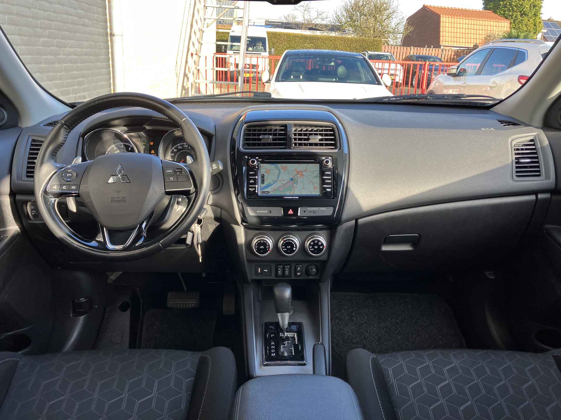 Mitsubishi ASX 2.0 Intense 150 pk AUT. | navigatie | cruise control | achteruitrijdcamera | apple carplay | climate control - 14/34