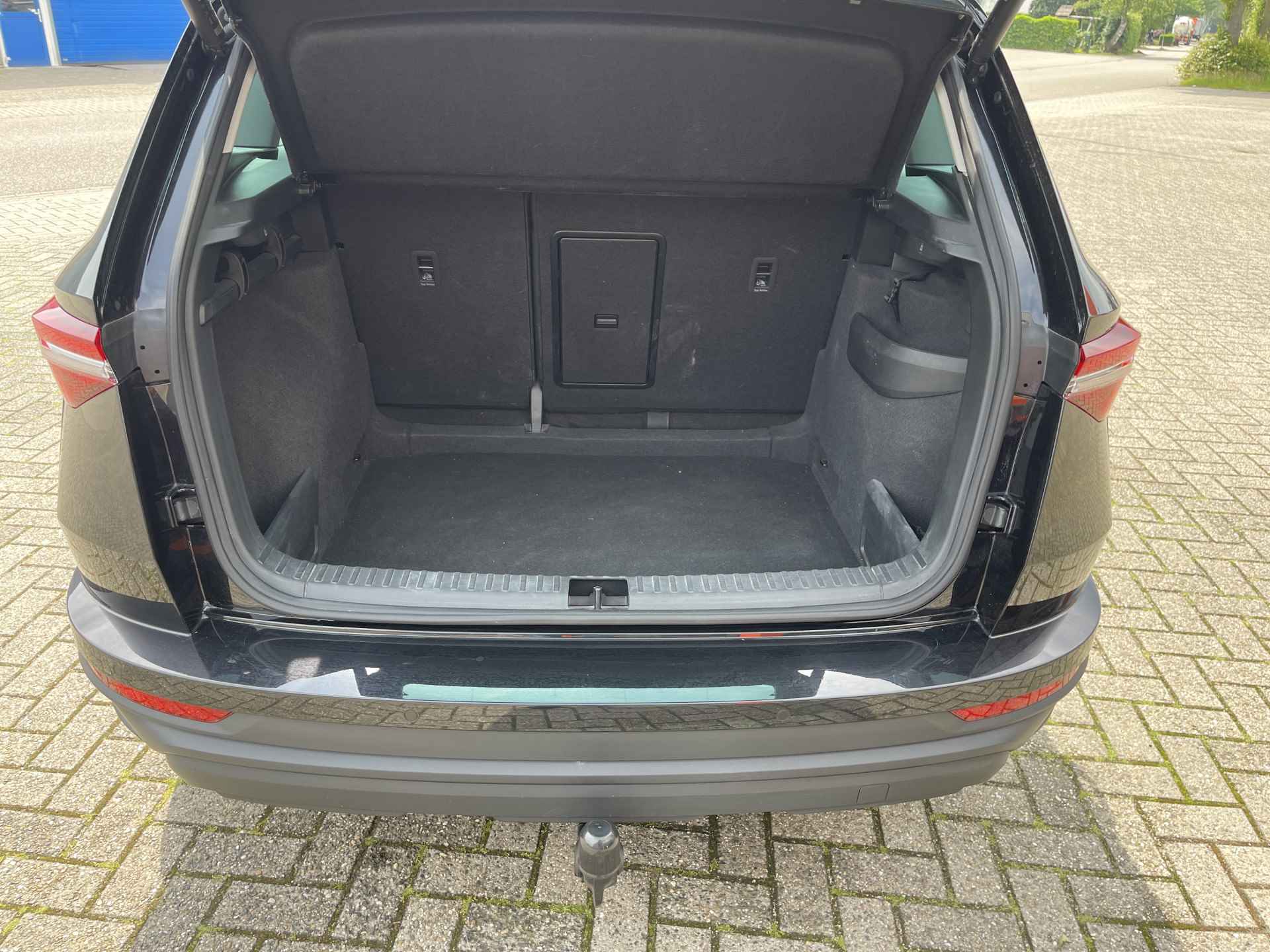 Škoda Karoq 1.0 TSI Business Edition Apple/Android Carplay / Trekhaak wegklapbaar / Electr. achterklep / Keyless / Led verlichting / Parkeer - 15/24