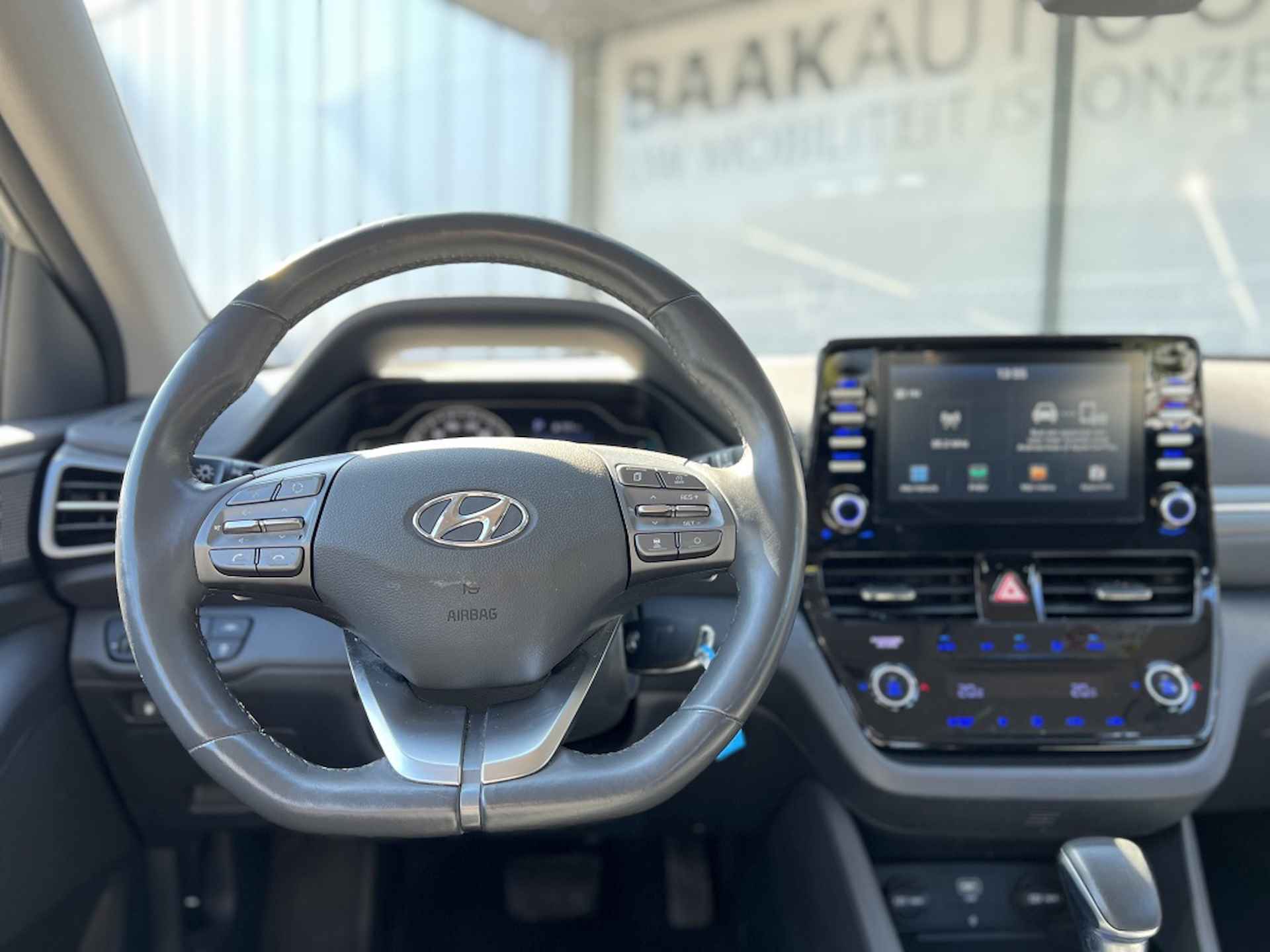 Hyundai IONIQ 1.6 GDi PHEV i-Motion | Carplay - 8/15