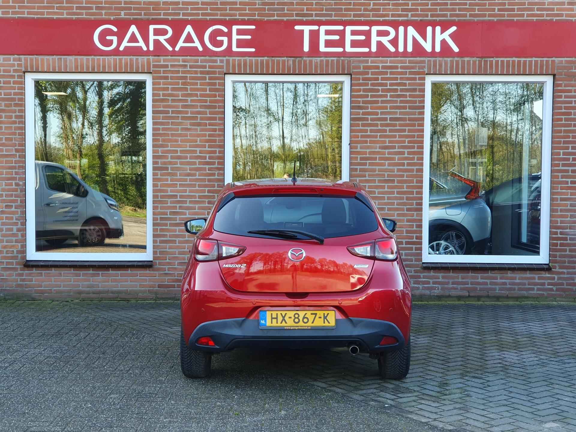 Mazda 2 1.5 Skyactiv-G GT-M 90PK 5drs clima, cruise, navi, pdc, lmv, leder, stoelverw, led RIJKLAAR - 16/17