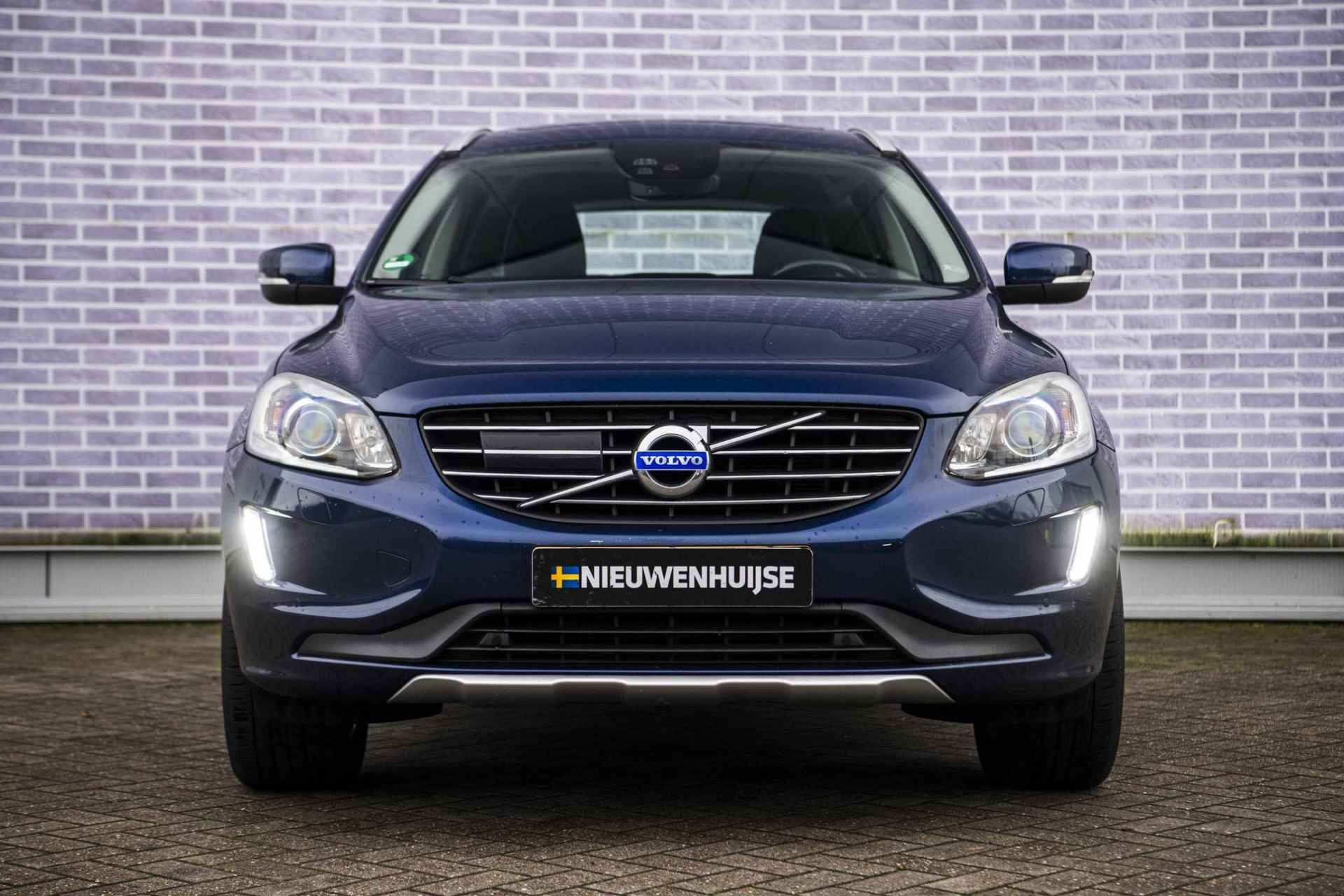 Volvo XC60 2.0 T5 FWD Ocean Race | Trekhaak | Adaptieve Cruise Control | Panoramadak | Dode Hoek Detectie | Parkeer Camera | - 10/37