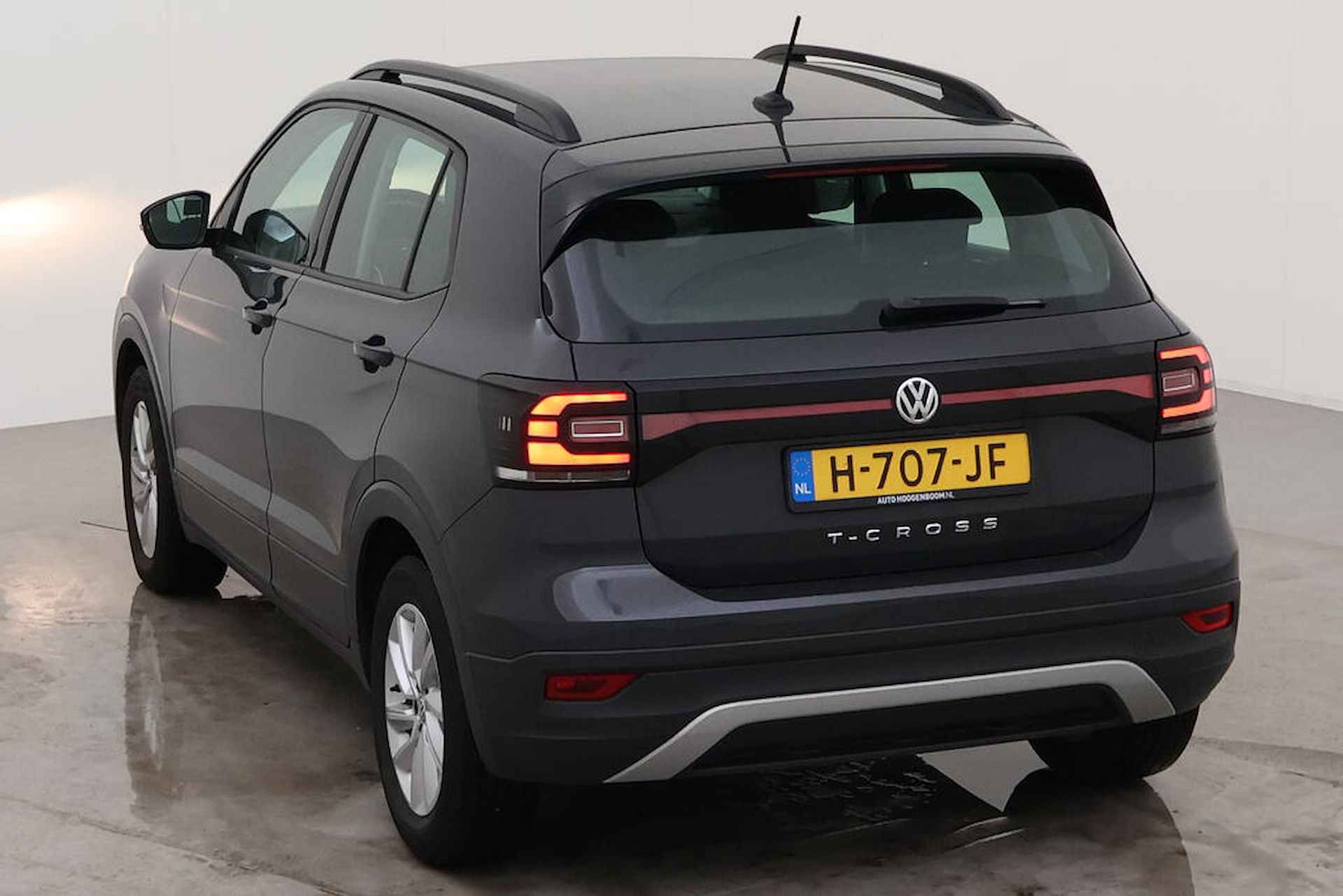 Volkswagen T-Cross 1.0 TSI Life / Airco/ Navigatie / 16 lmv - 8/16